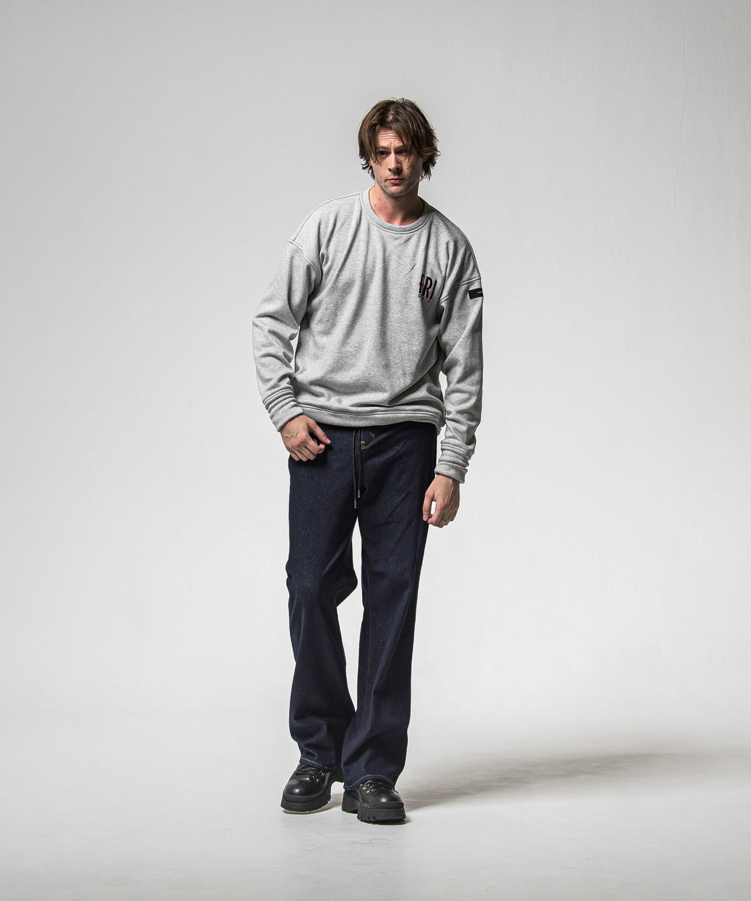 FRAIDAY standard logo  velours fleece trainer