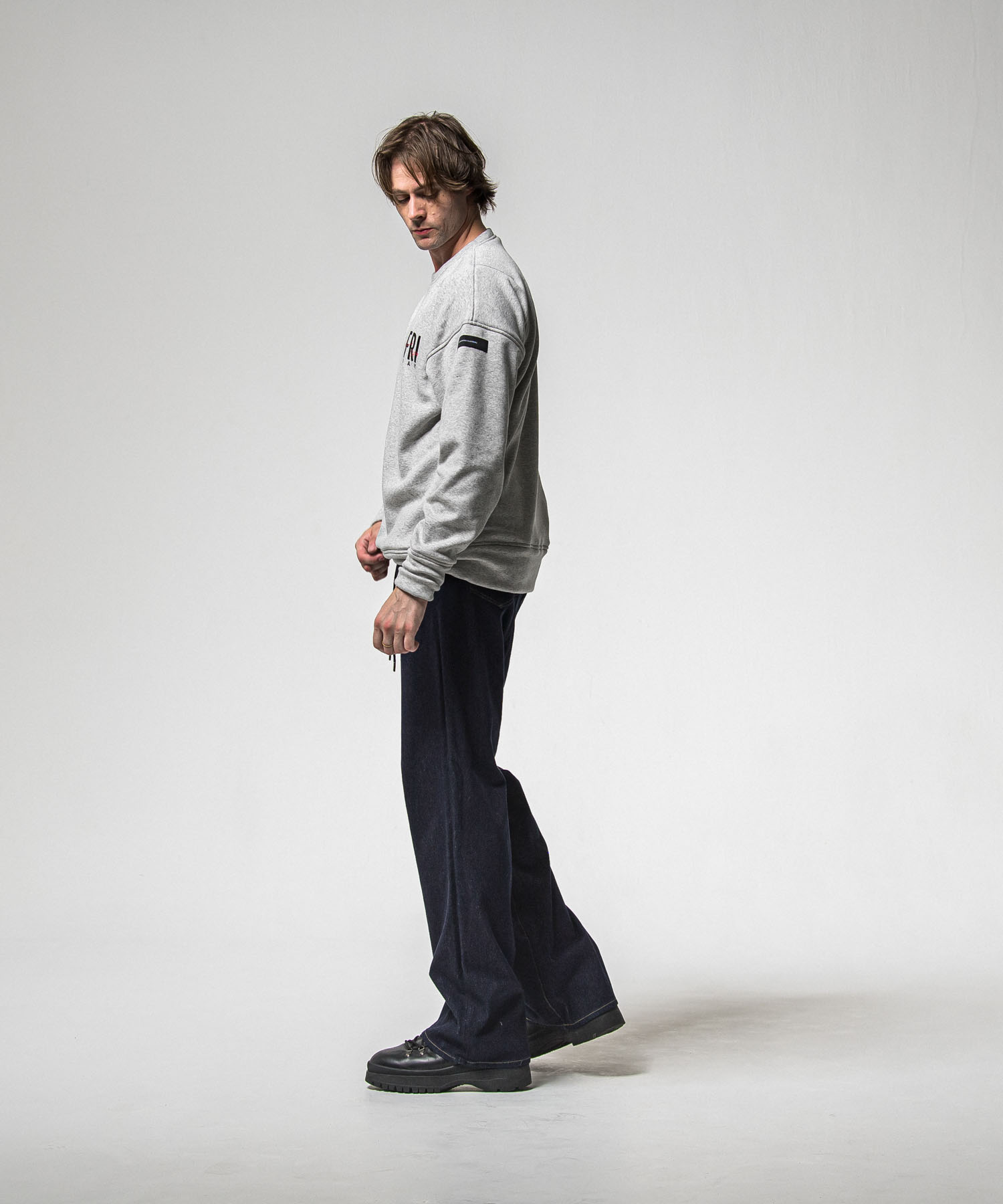 FRAIDAY standard logo  velours fleece trainer