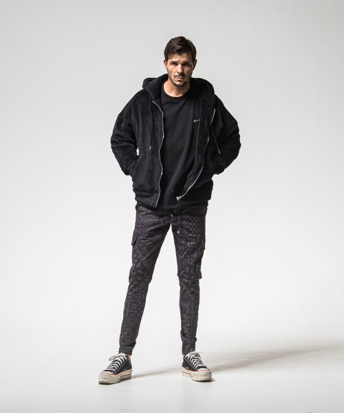 FRAIDAY standard logo  velours fleece trainer