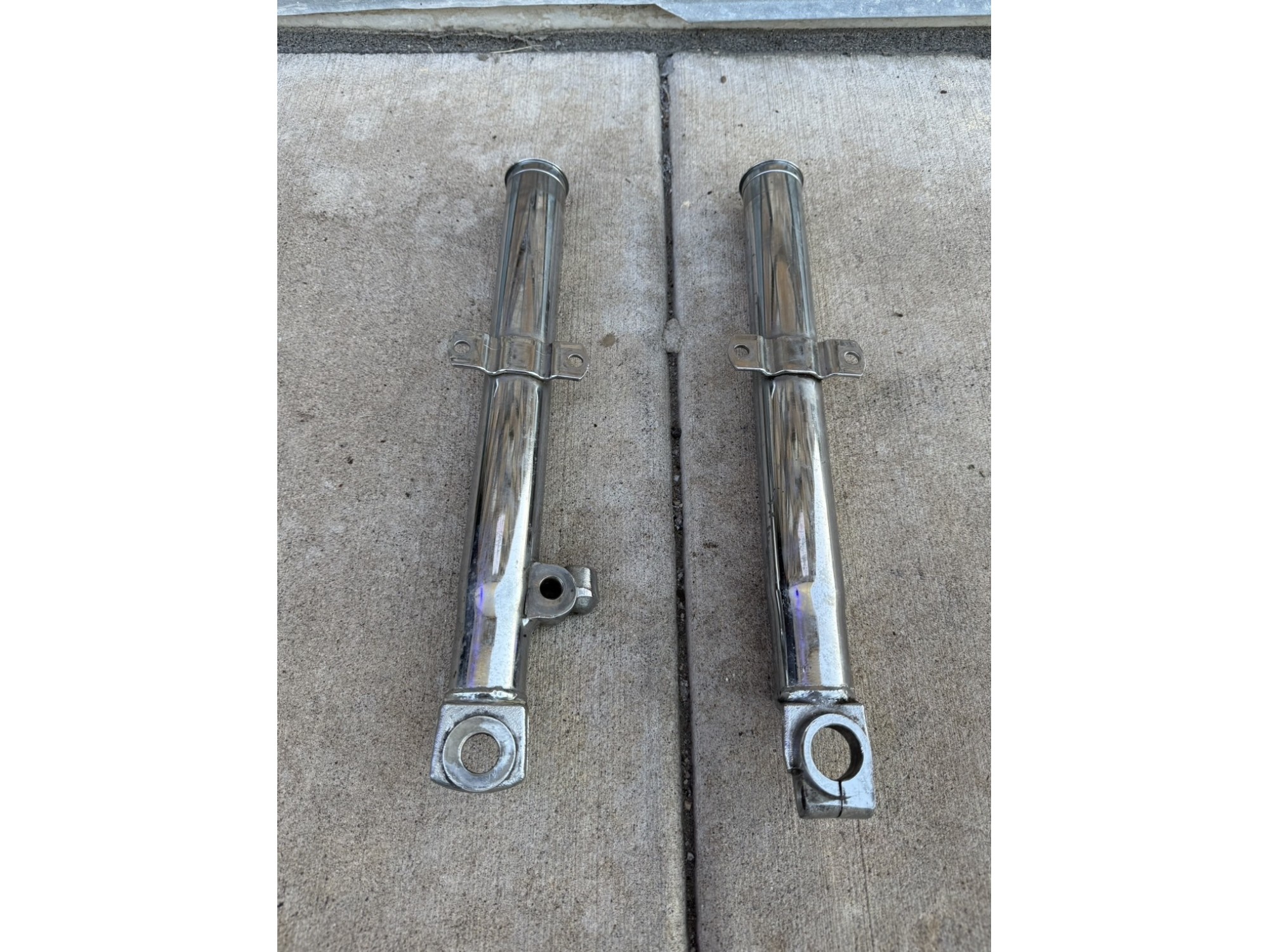 33.4フロントフォークアウターチューブ中期