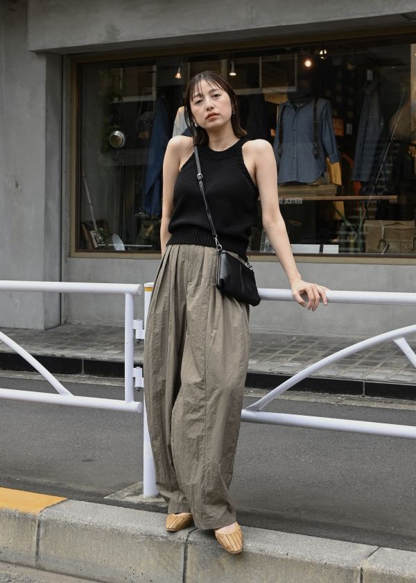【willfully】tuck wide panel nylon パンツ tuck wide panel nylon PT（その他パンツ）｜WILLFULLY（ウィル