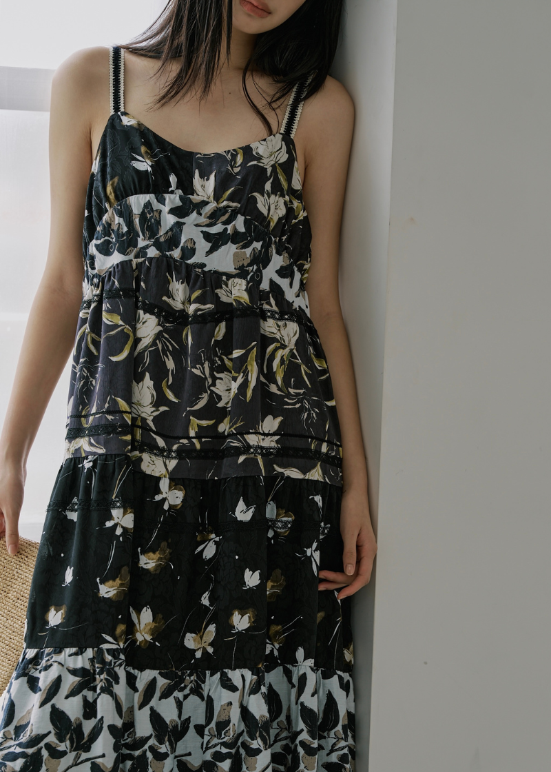 本日限定価格！美品！willfully アウター WILLFULLY official web store（ウィルフリーコウシキツウハン