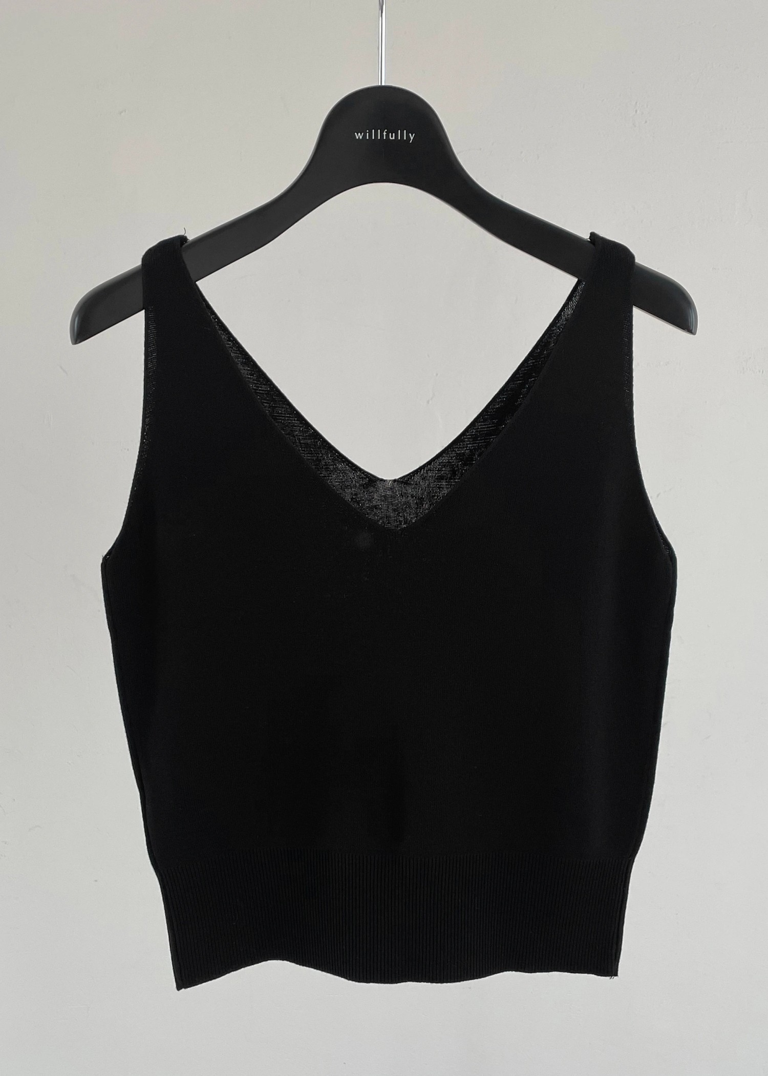 graceful knit tank