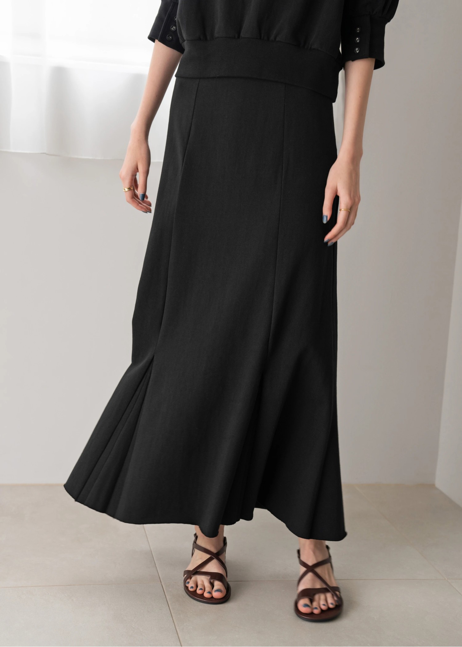 cut hem depth flare SK