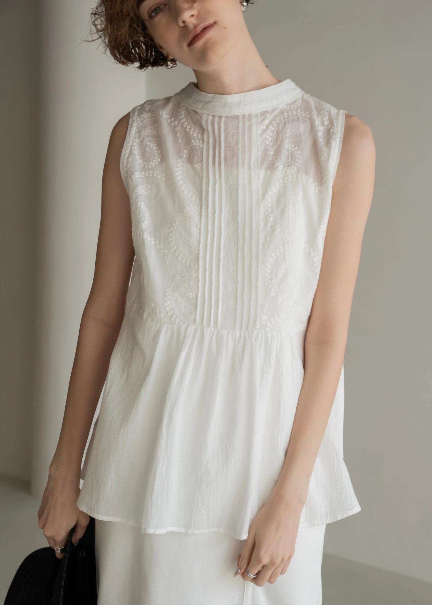 paisley embroidery french BL