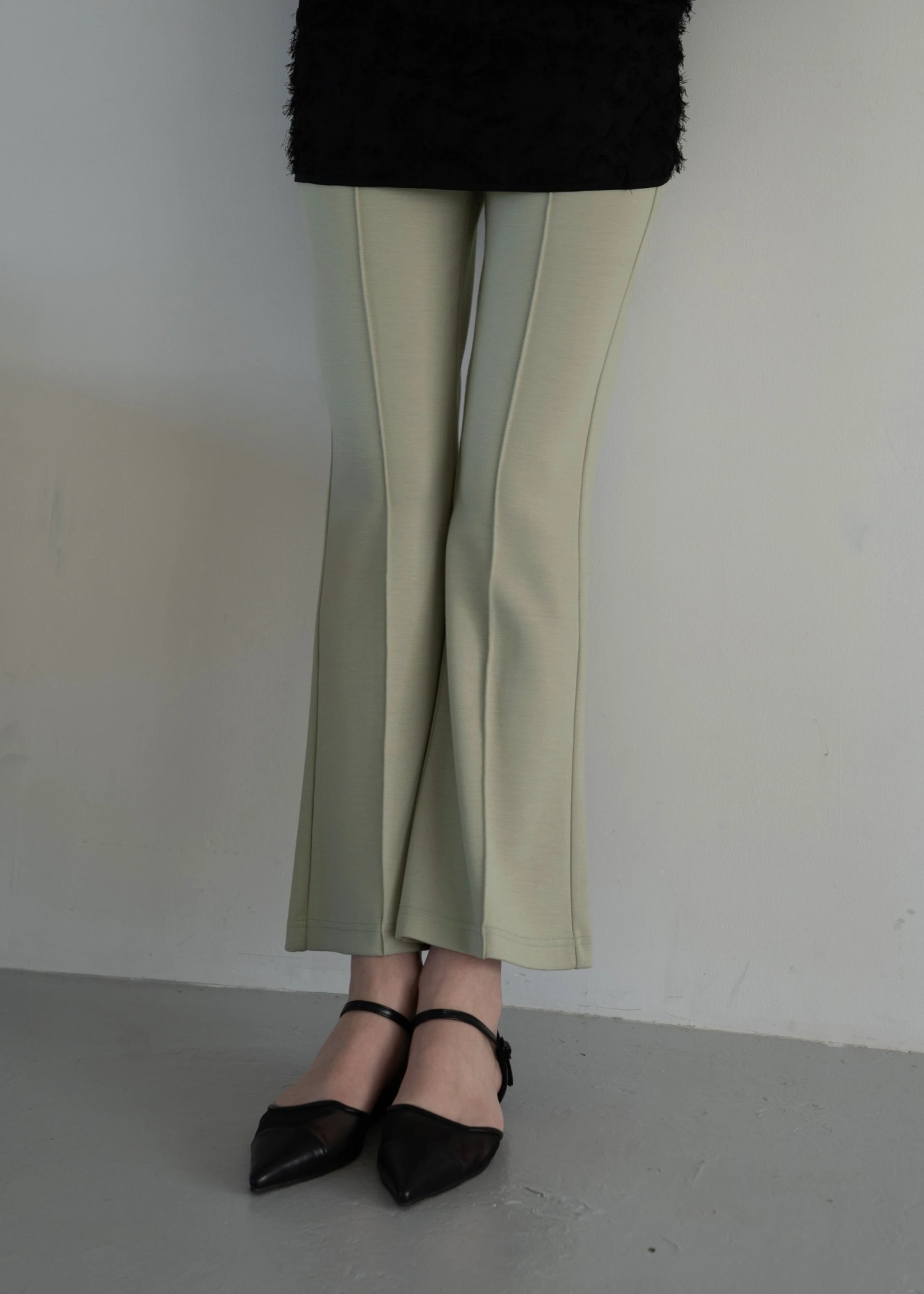 new choice center seam ponte flare PT