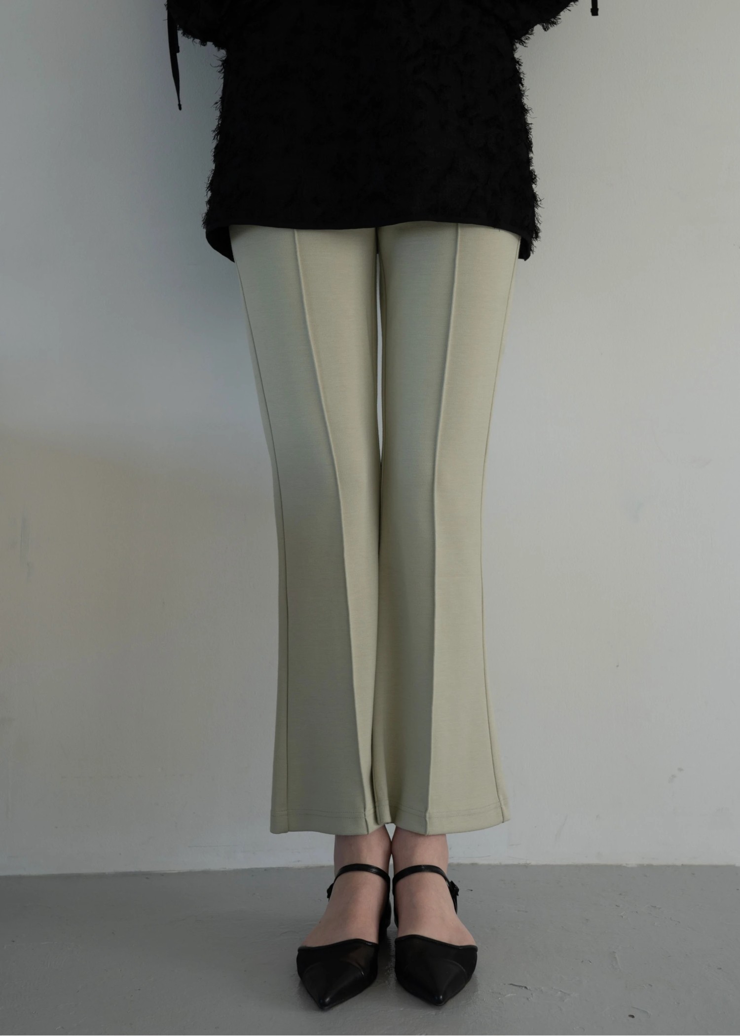 new choice center seam ponte flare PT