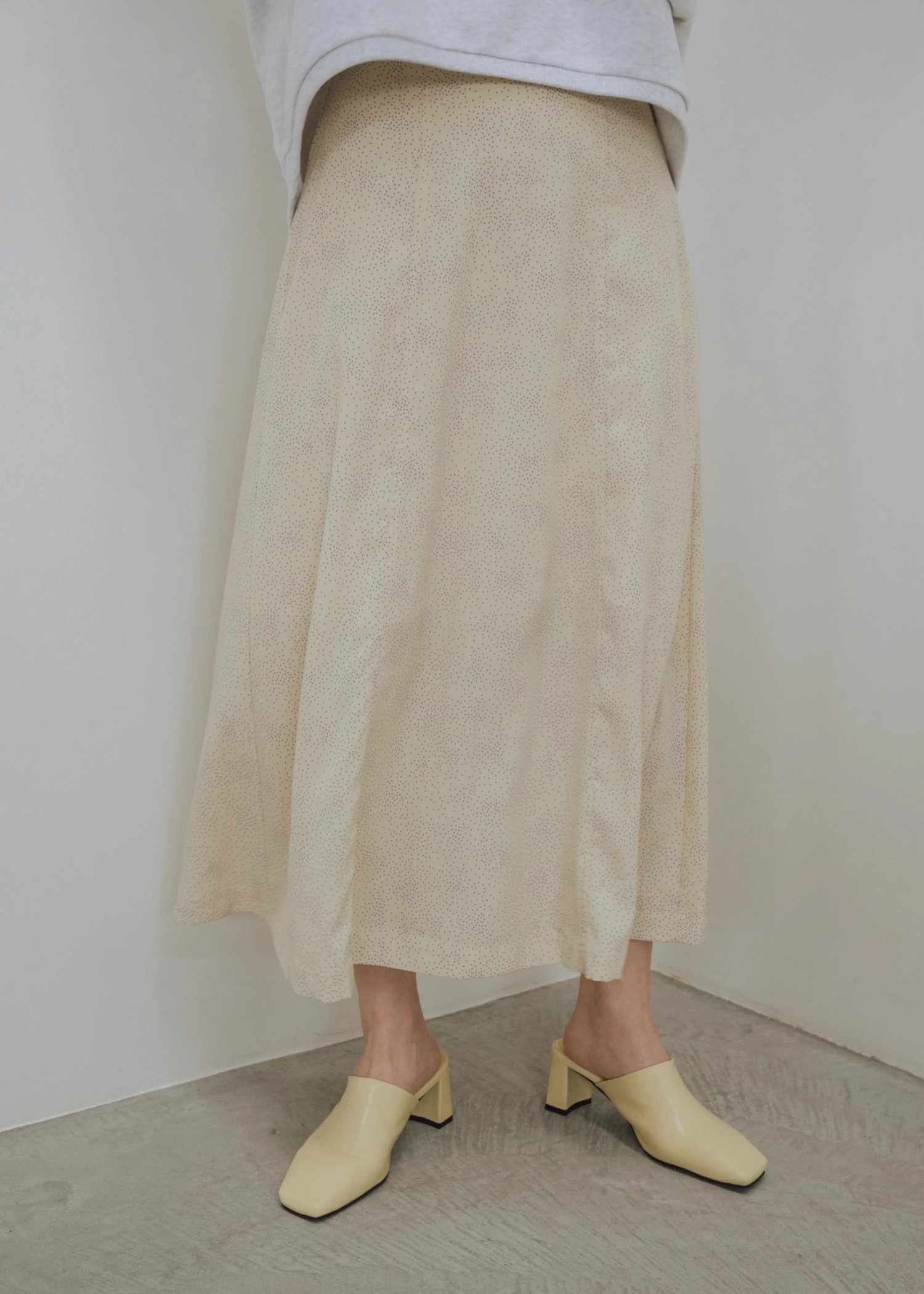 dechine scattered dot slit flare SK