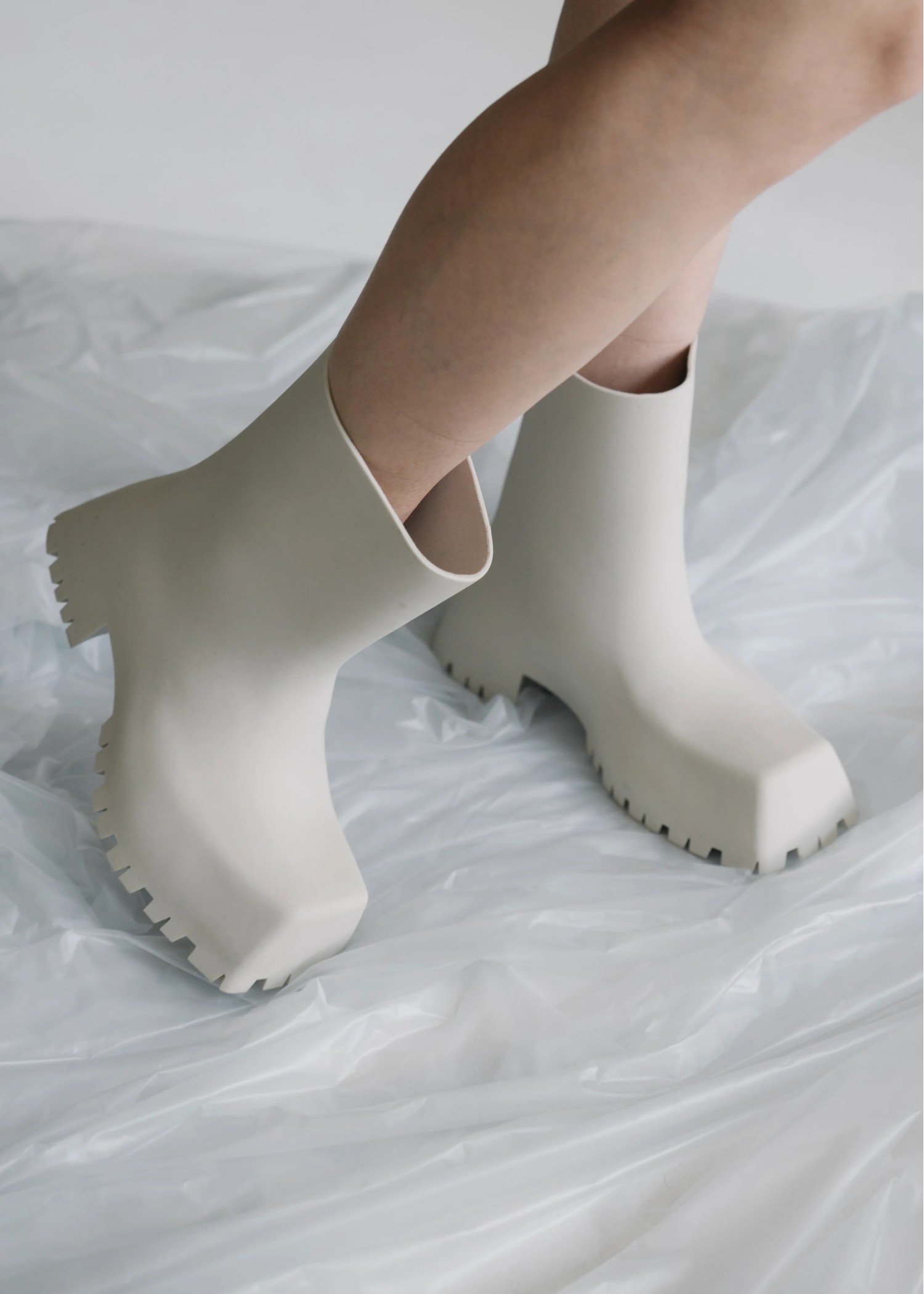 square toe mat rain boots