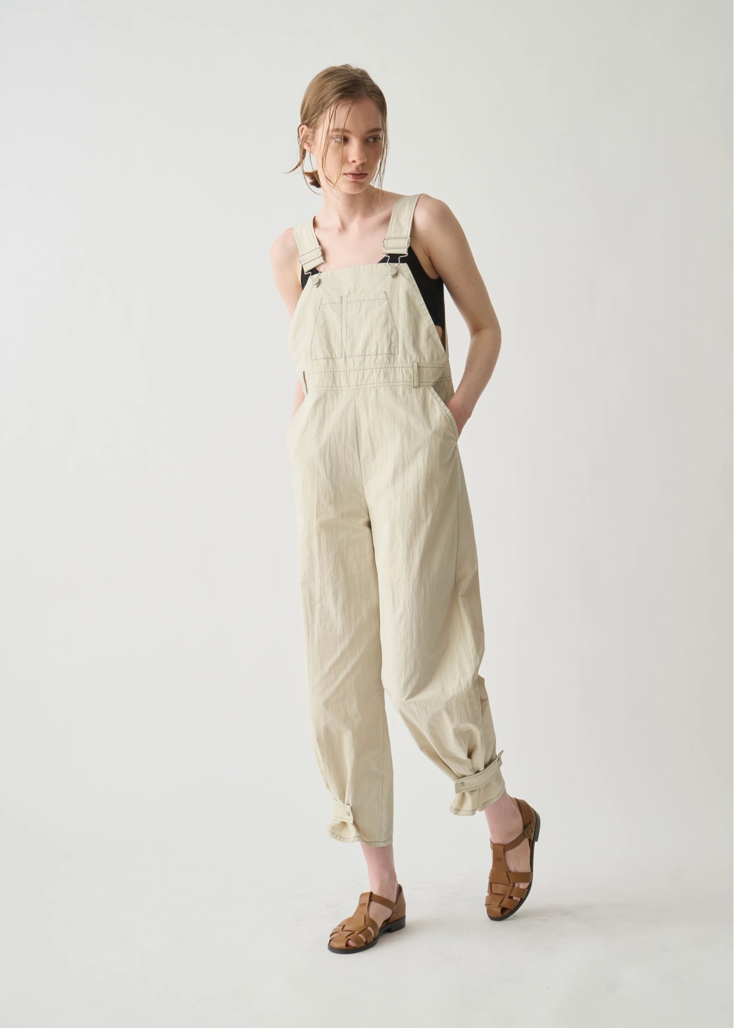 パンツ WILLFULLY suspenders cut off PT 新品】willfully suspenders cut off PT ホワイト