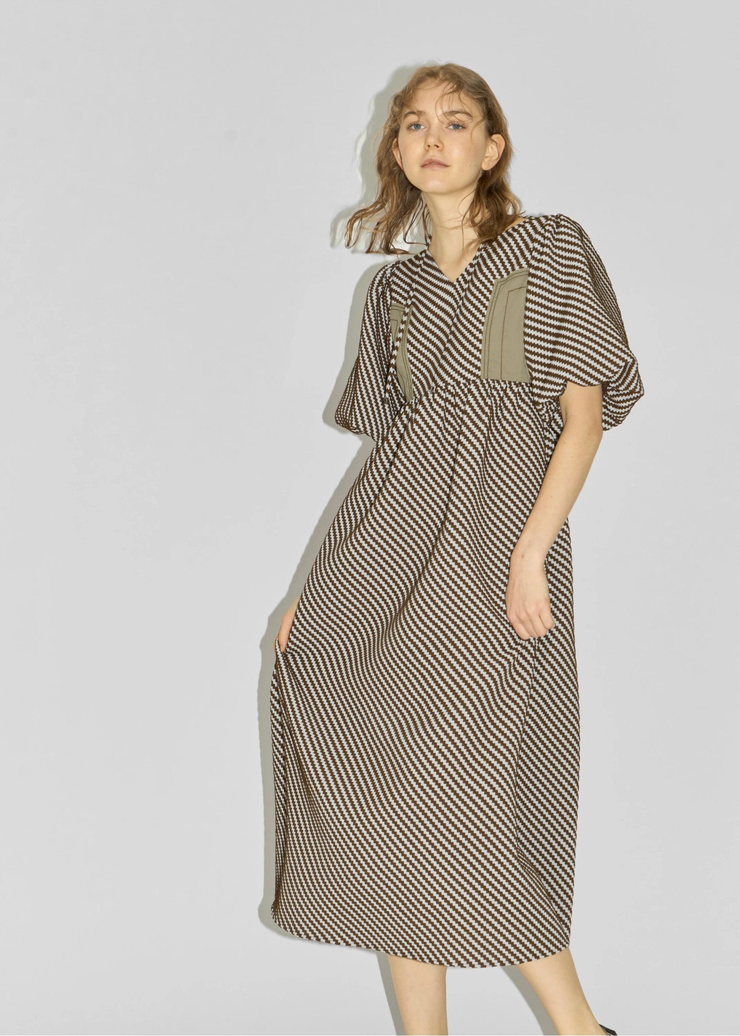 ワンピース floating jacquard balloon sleeve OP floating jacquard balloon sleeve OP