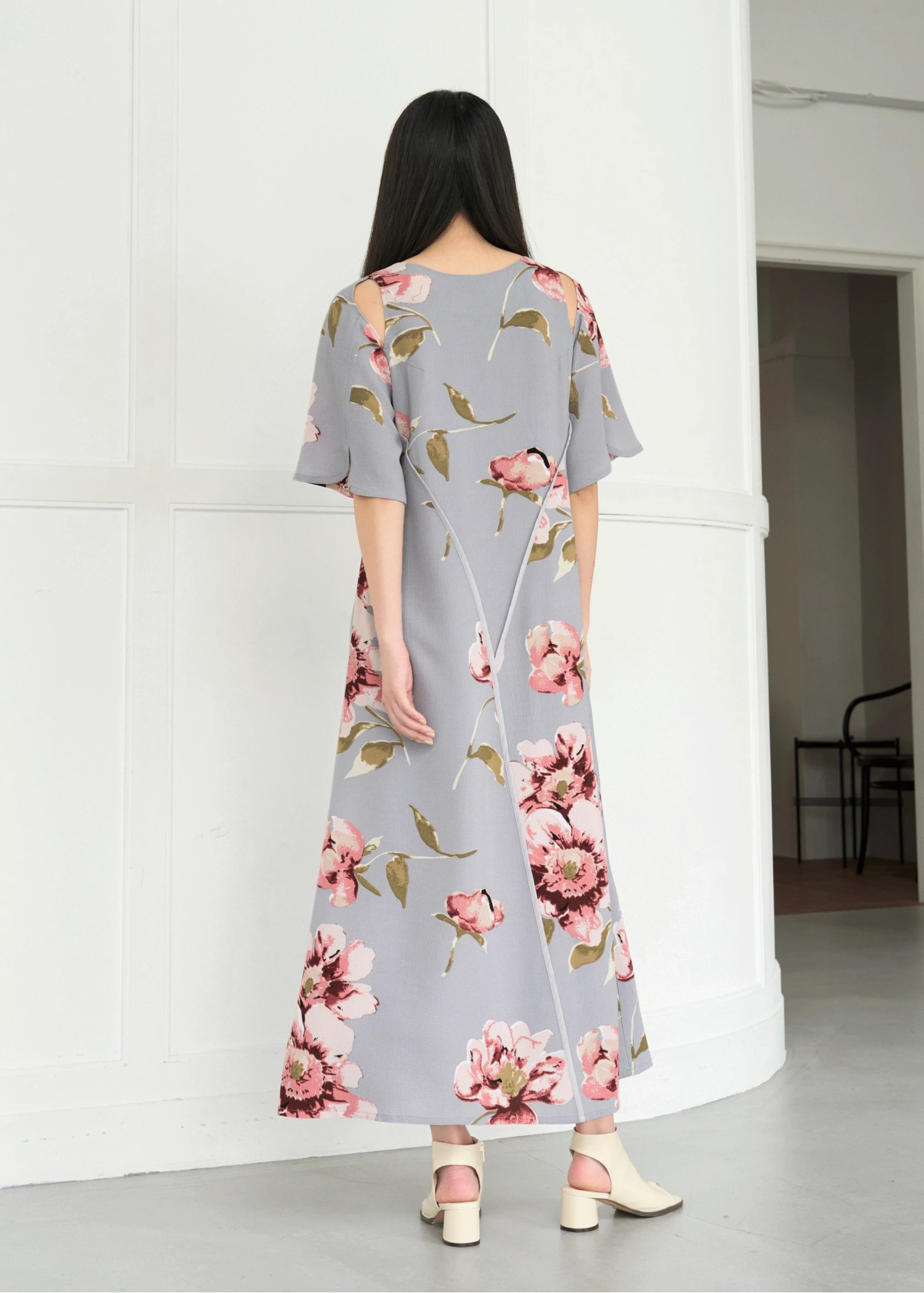 willfully big flower print OP オケージョン　ドレス WILLFULLY official web store（ウィルフリーコウシキツウハン