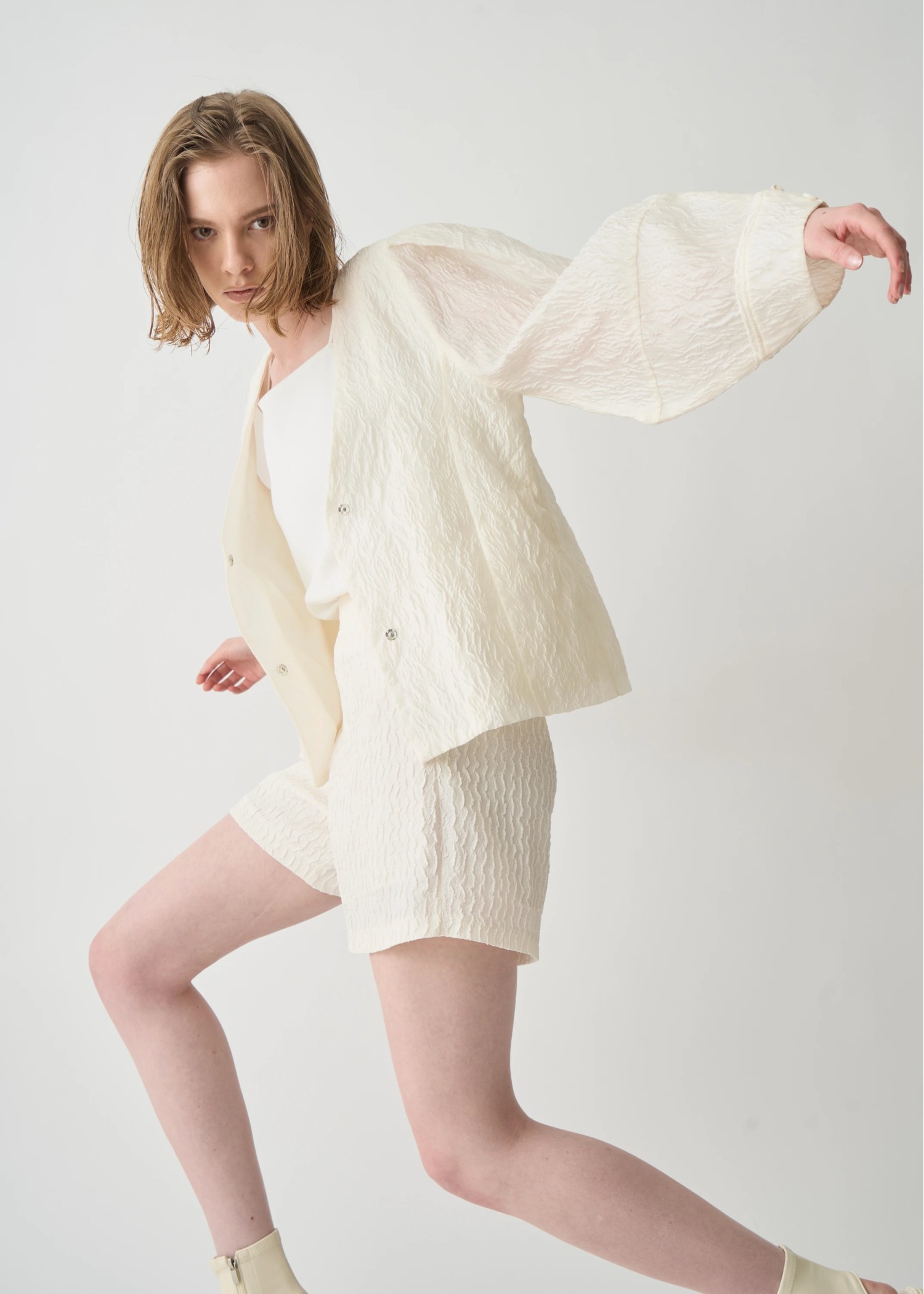 最終値下げ　willfully シアージャガードノーカラー ジャケット M WILLFULLY official web store（ウィルフリーコウシキツウハン