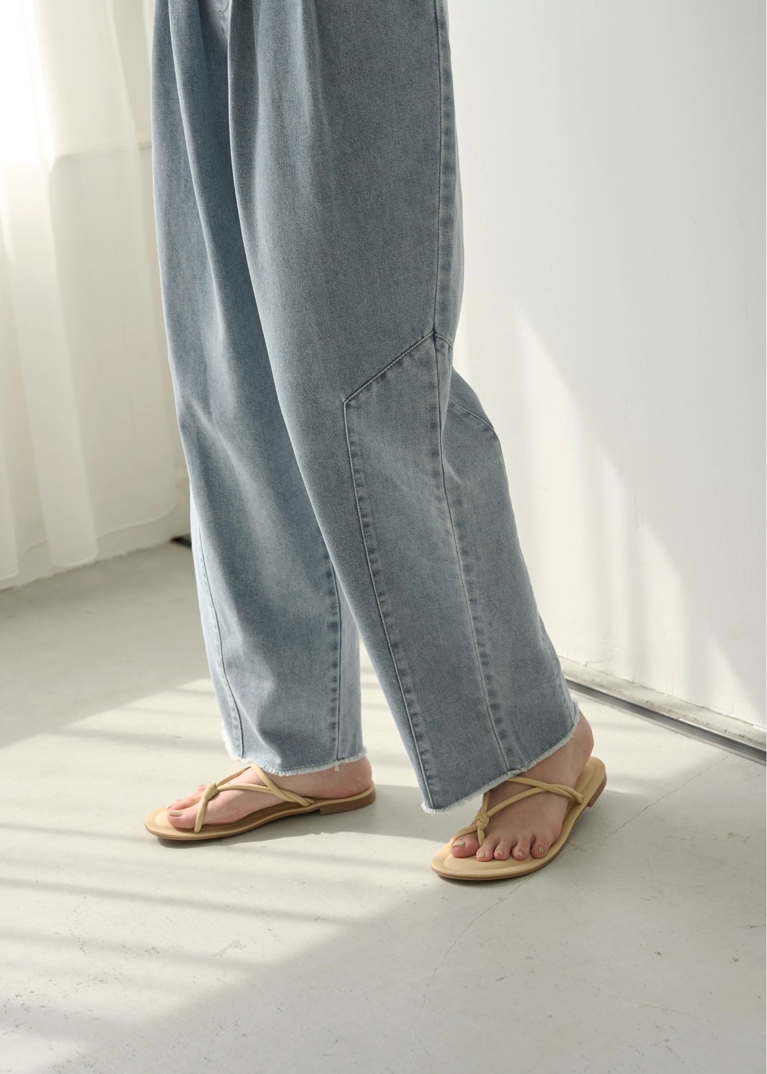 thong code beach sandal