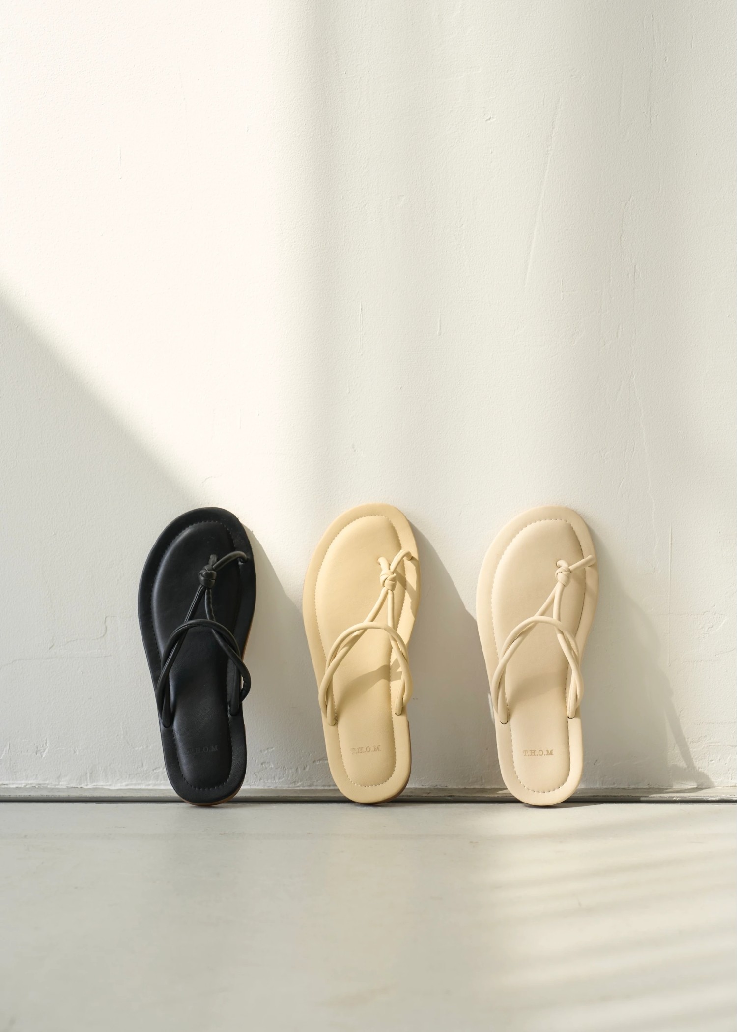 thong code beach sandal