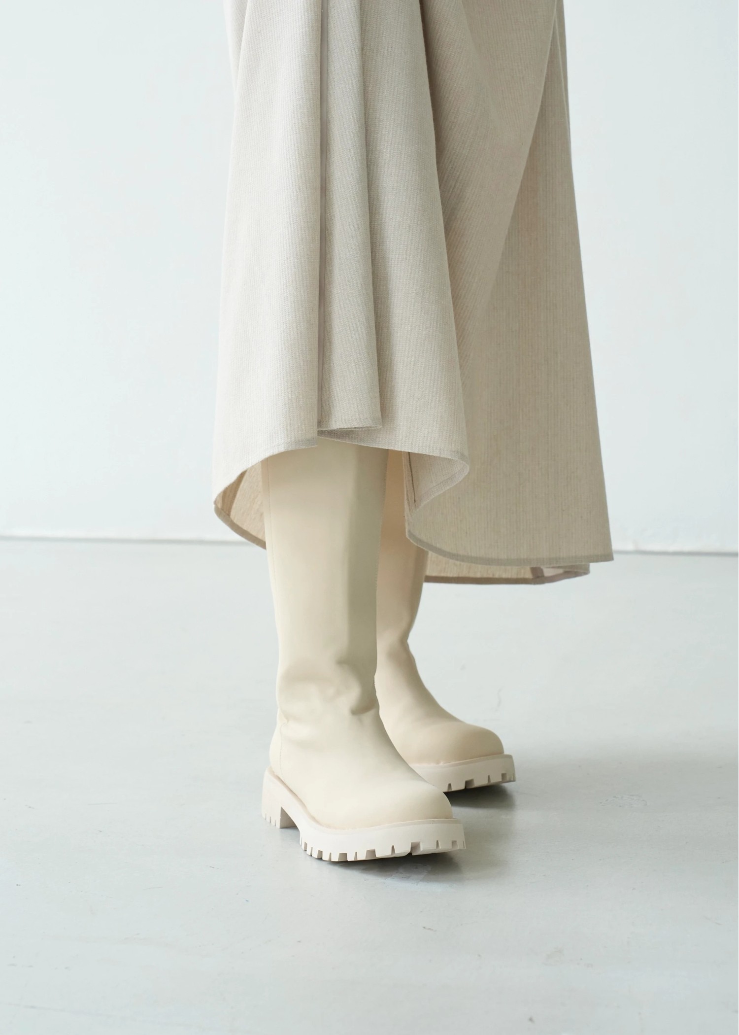 tank sole smooth long boots