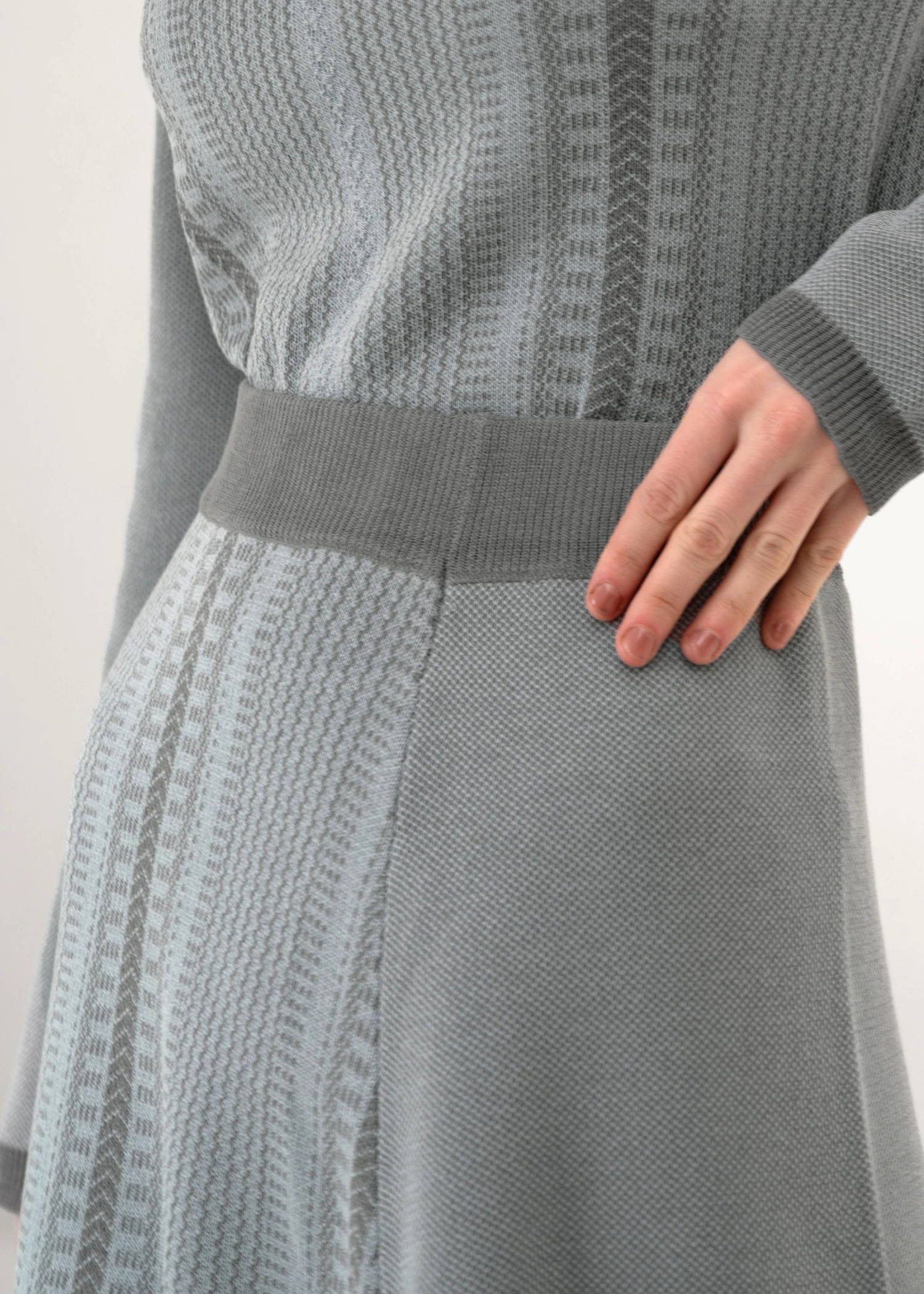 jacquard oblique multi stripe knit SK