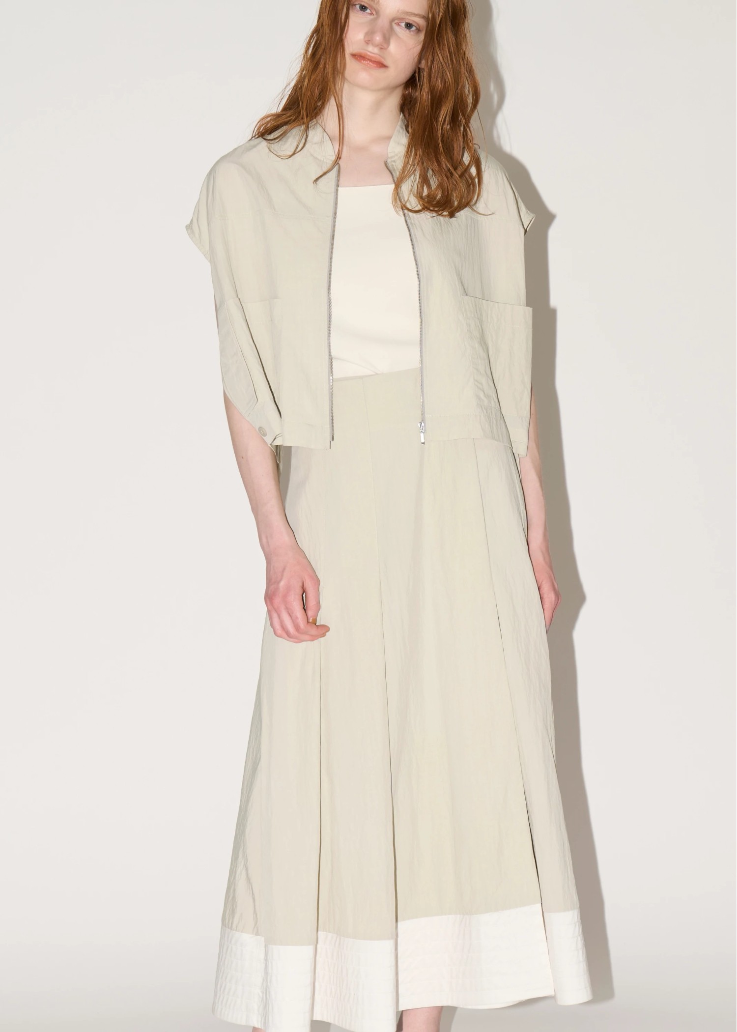 国内で当店のみ RELABEL - Detachable Scarf Pleated Waxed 60cm四方】ベルト柄パネルスクエアスカーフ（スカーフ・バンダナ