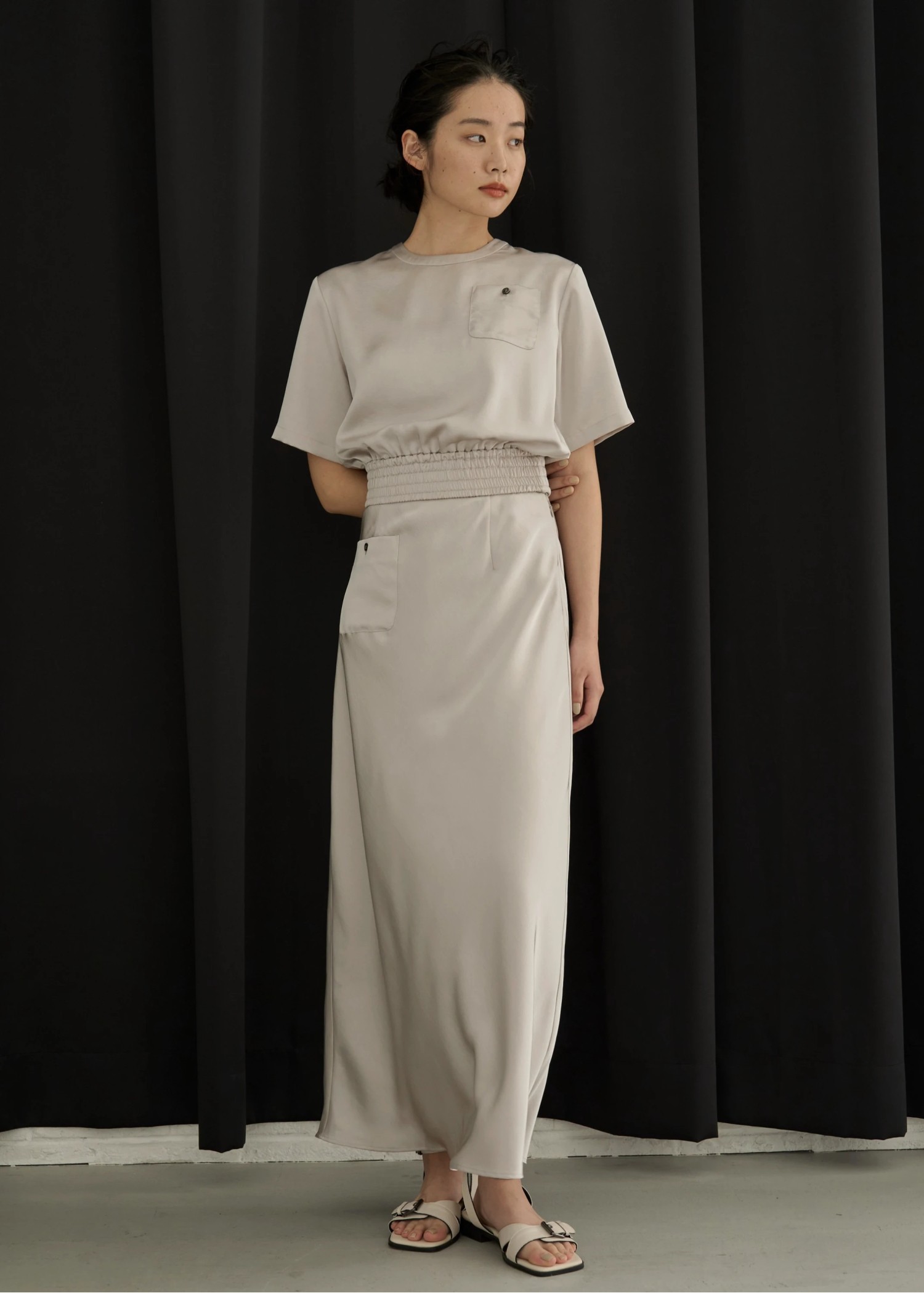 mat satin patch pocket mermaid SK