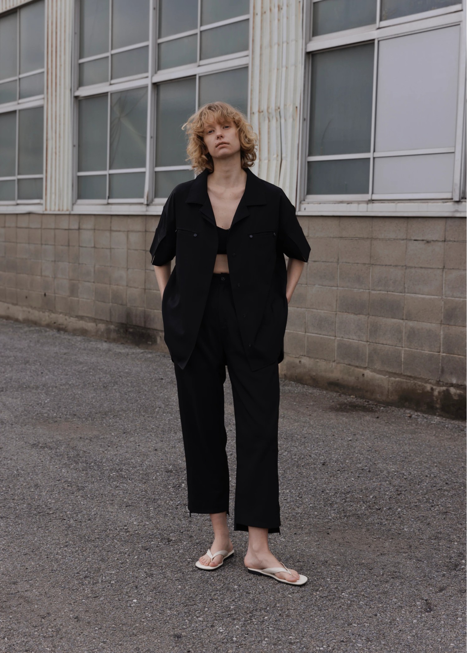 willfully ウィルフリー front tuckloosetwill PT WILLFULLY official web store（ウィルフリーコウシキツウハン