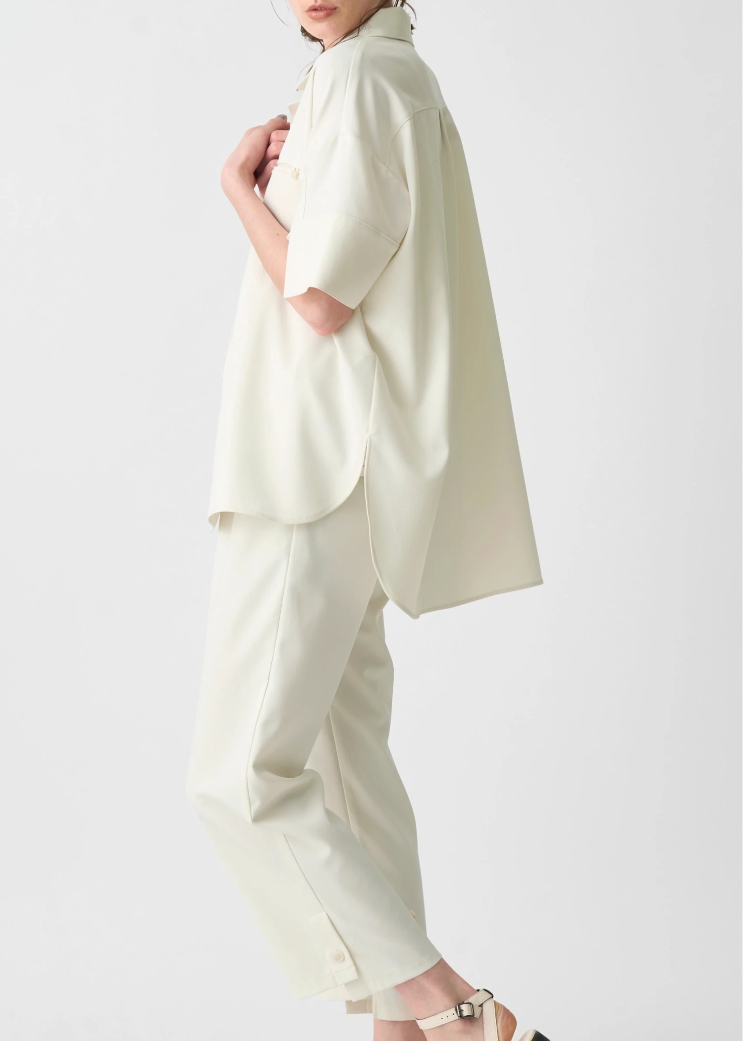 cool touch open collar button tuck up SH