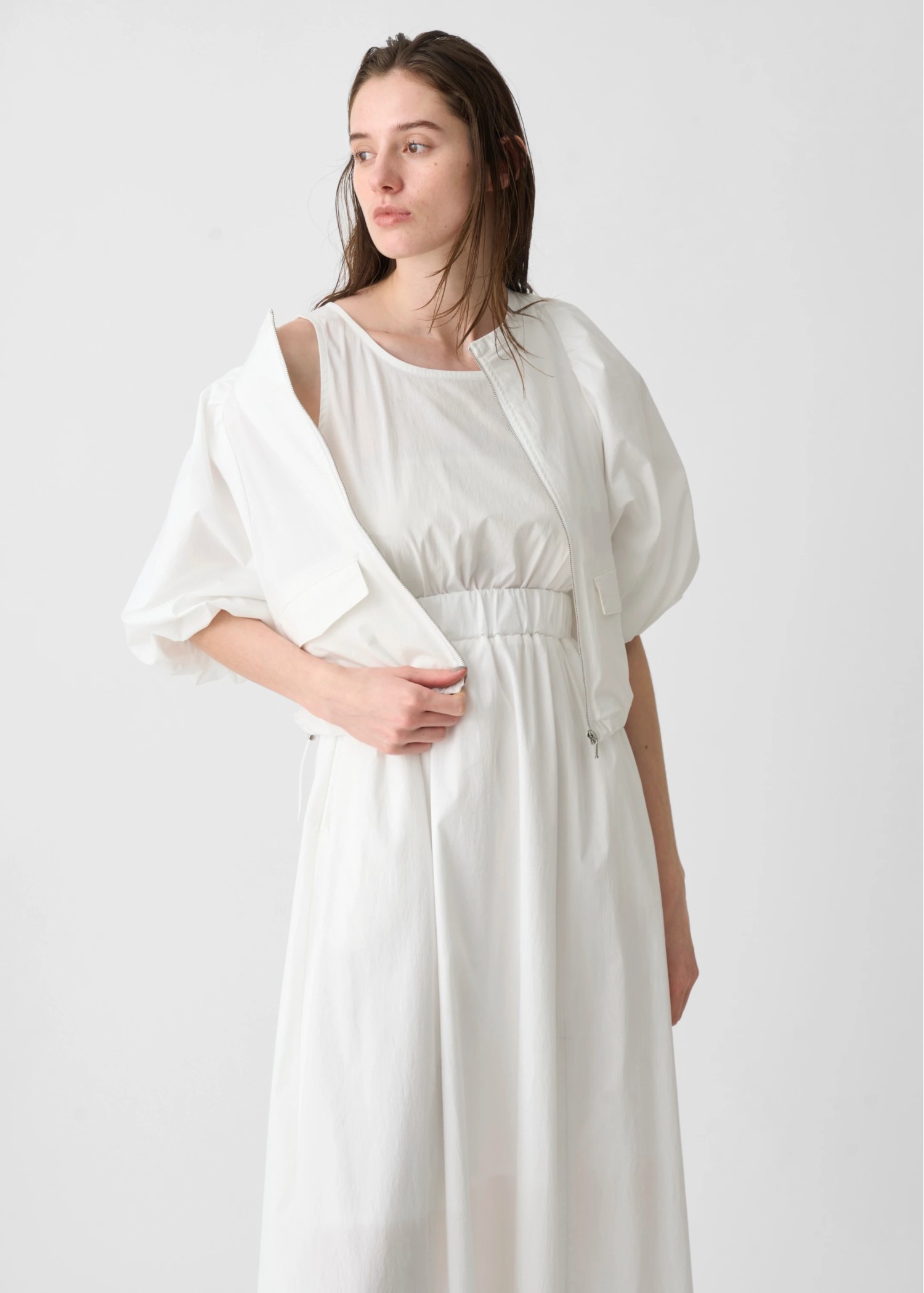 【タグ付き・新品】Raffle balloon cape Blouse ホワイト Raffle balloon cape Blouse[White] – L'AUBE BLANC