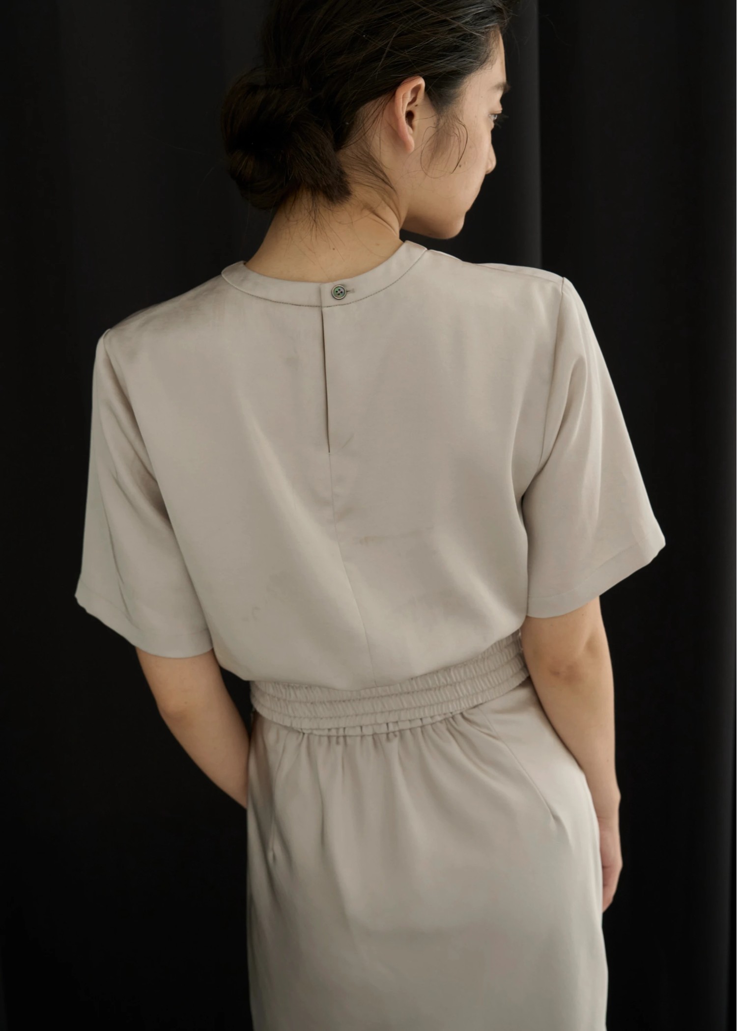 patch pocket mat satin waist shirring tops