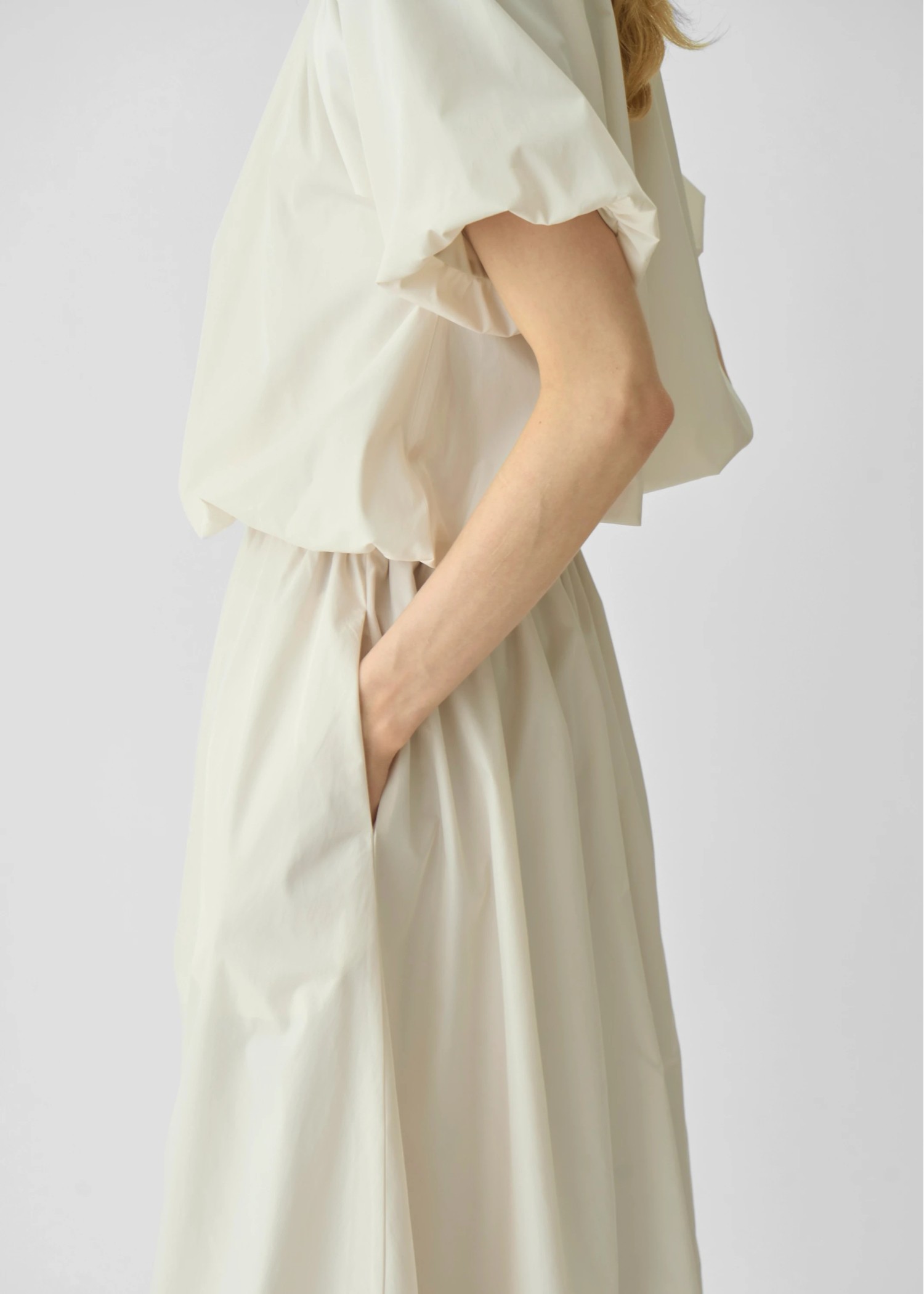 flightily balloon half sleeve tops