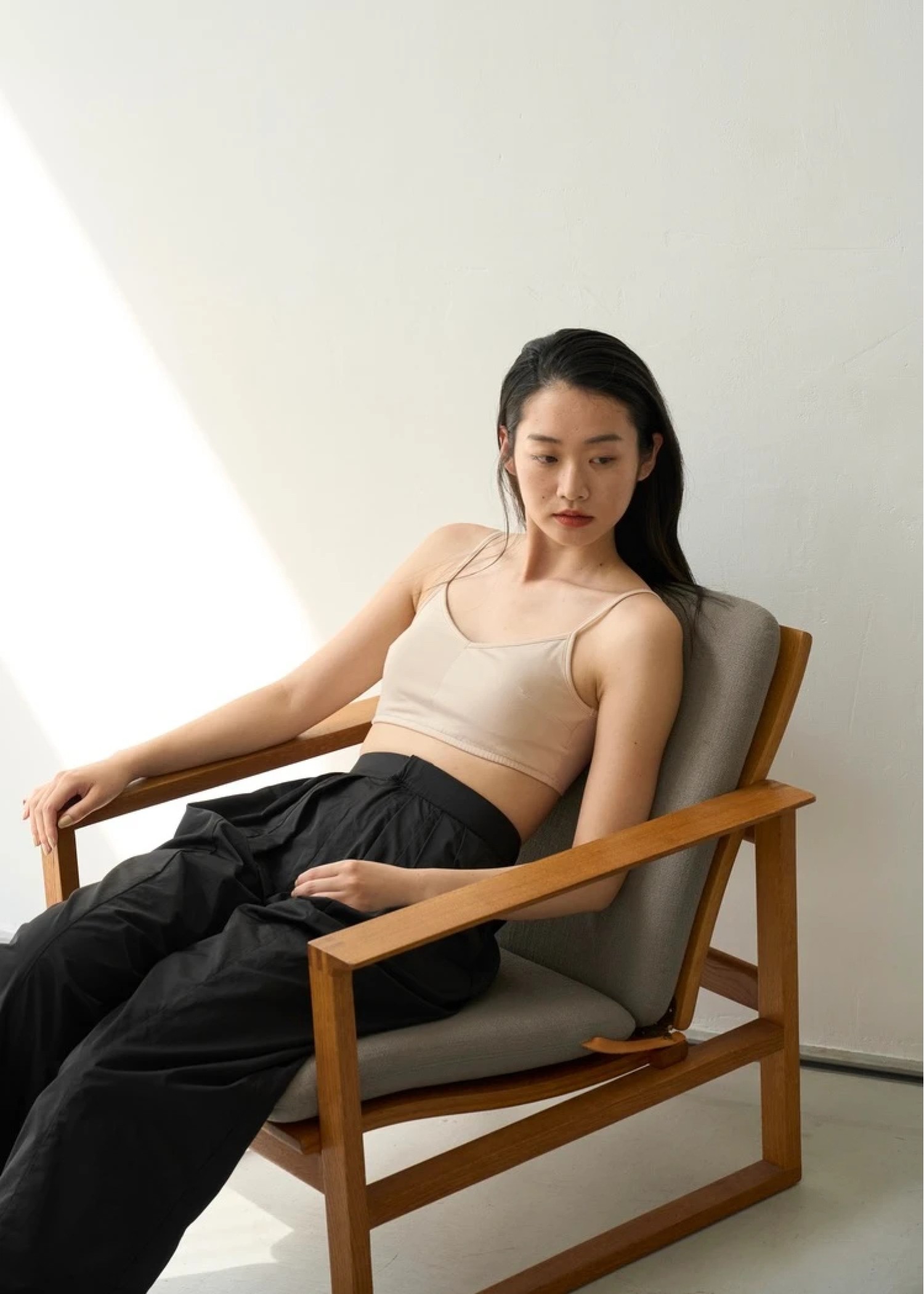 【美品】willfully オケージョンドレス　Free/TAN WILLFULLY official web store（ウィルフリーコウシキツウハン）
