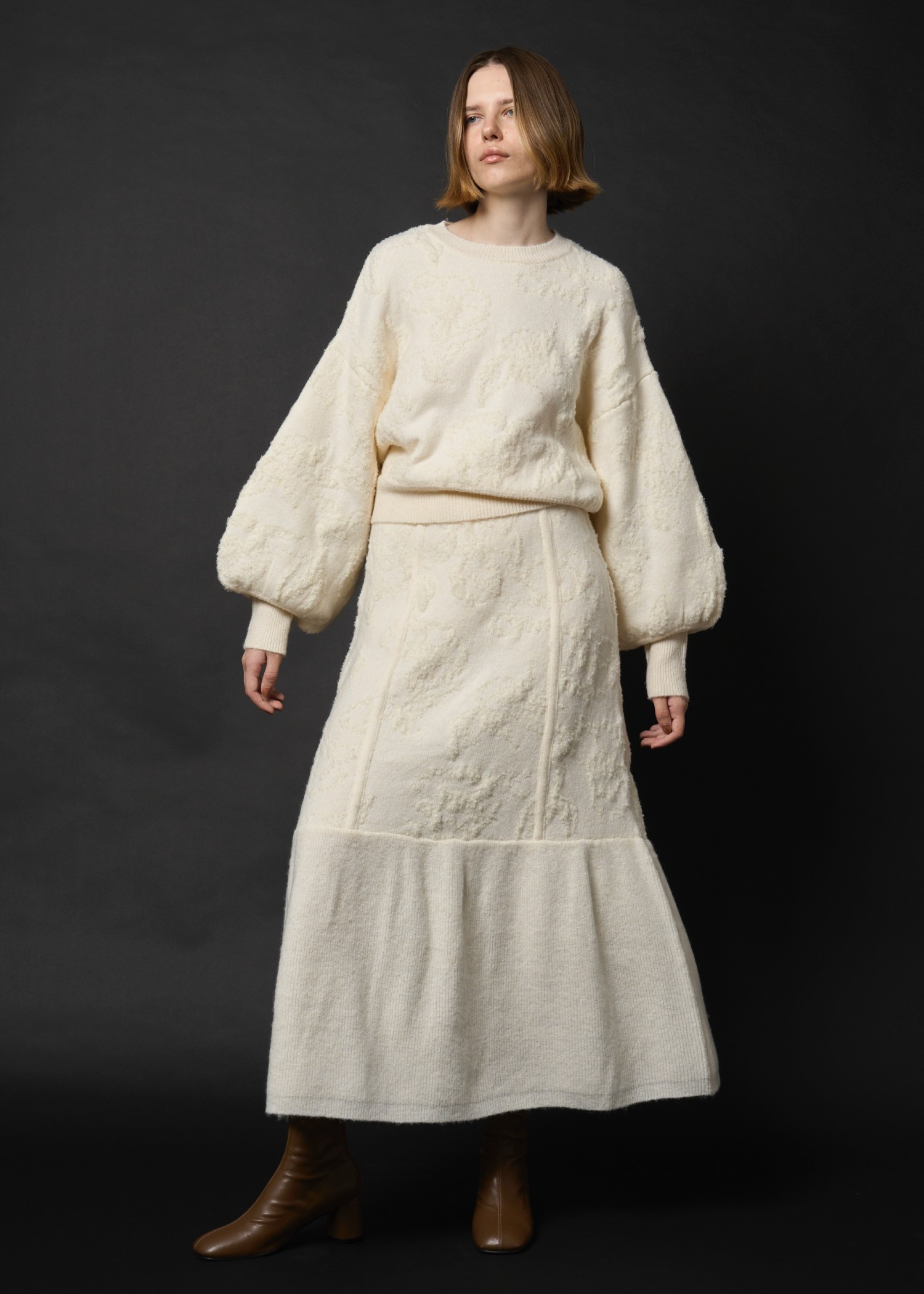 flower jacquard boucle cropped knit