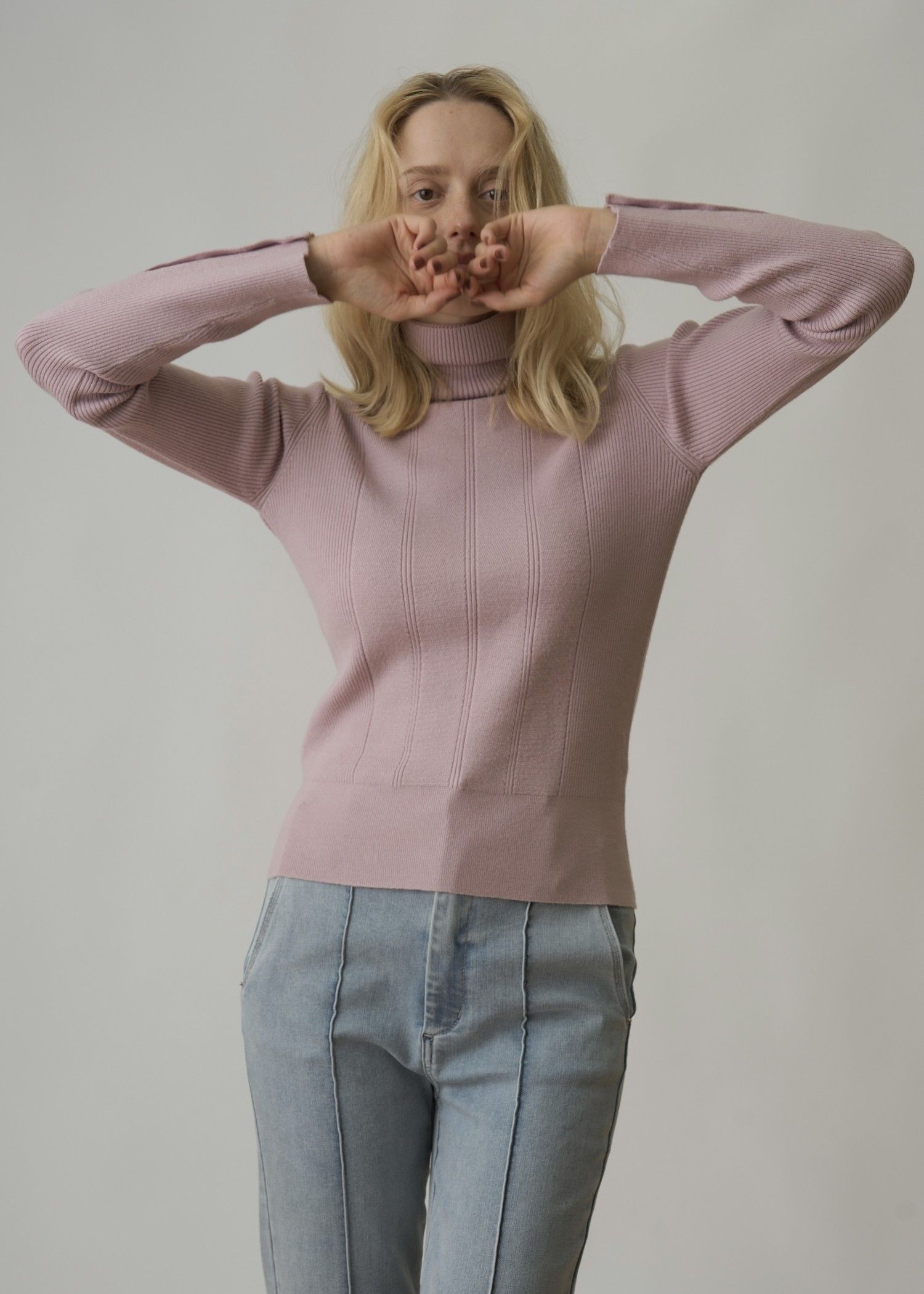 arm button turtle rib knit