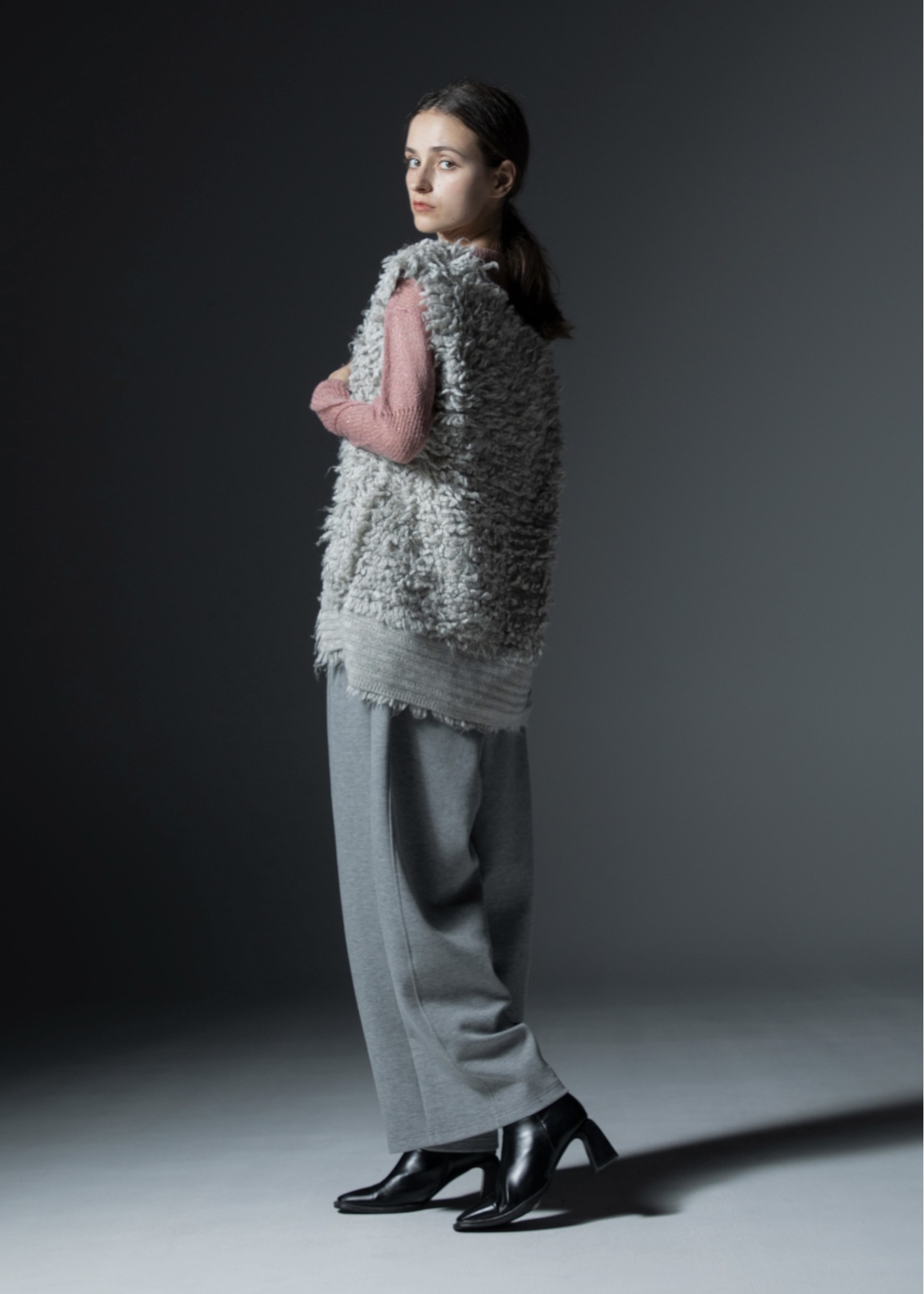 long loop reversible knit vest