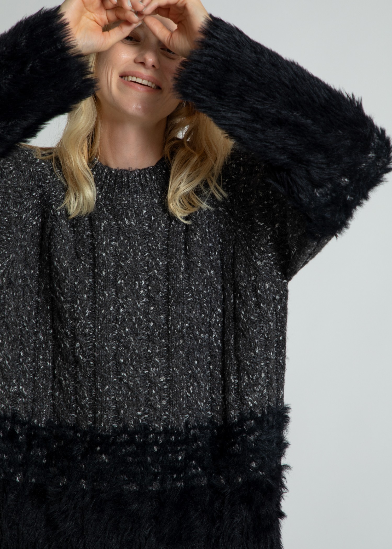 hem shaggy mix color gradation knit