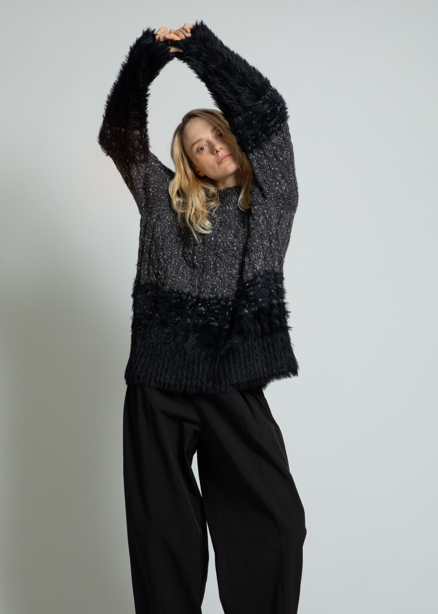 hem shaggy mix color gradation knit