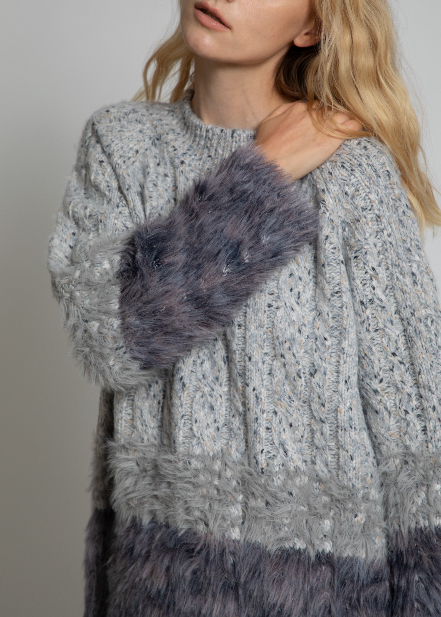 hem shaggy mix color gradation knit