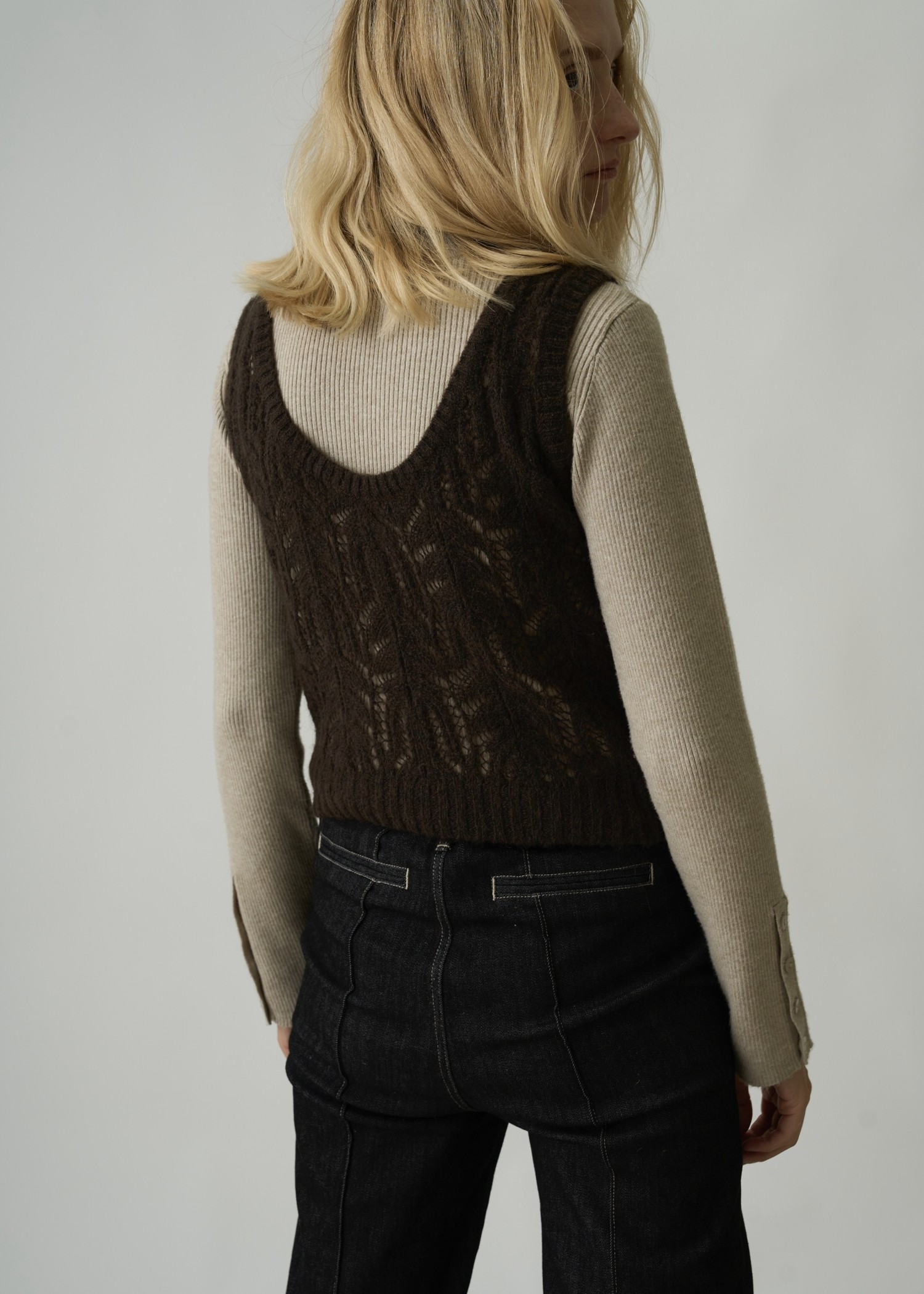 round neck sheer crochet knit tank