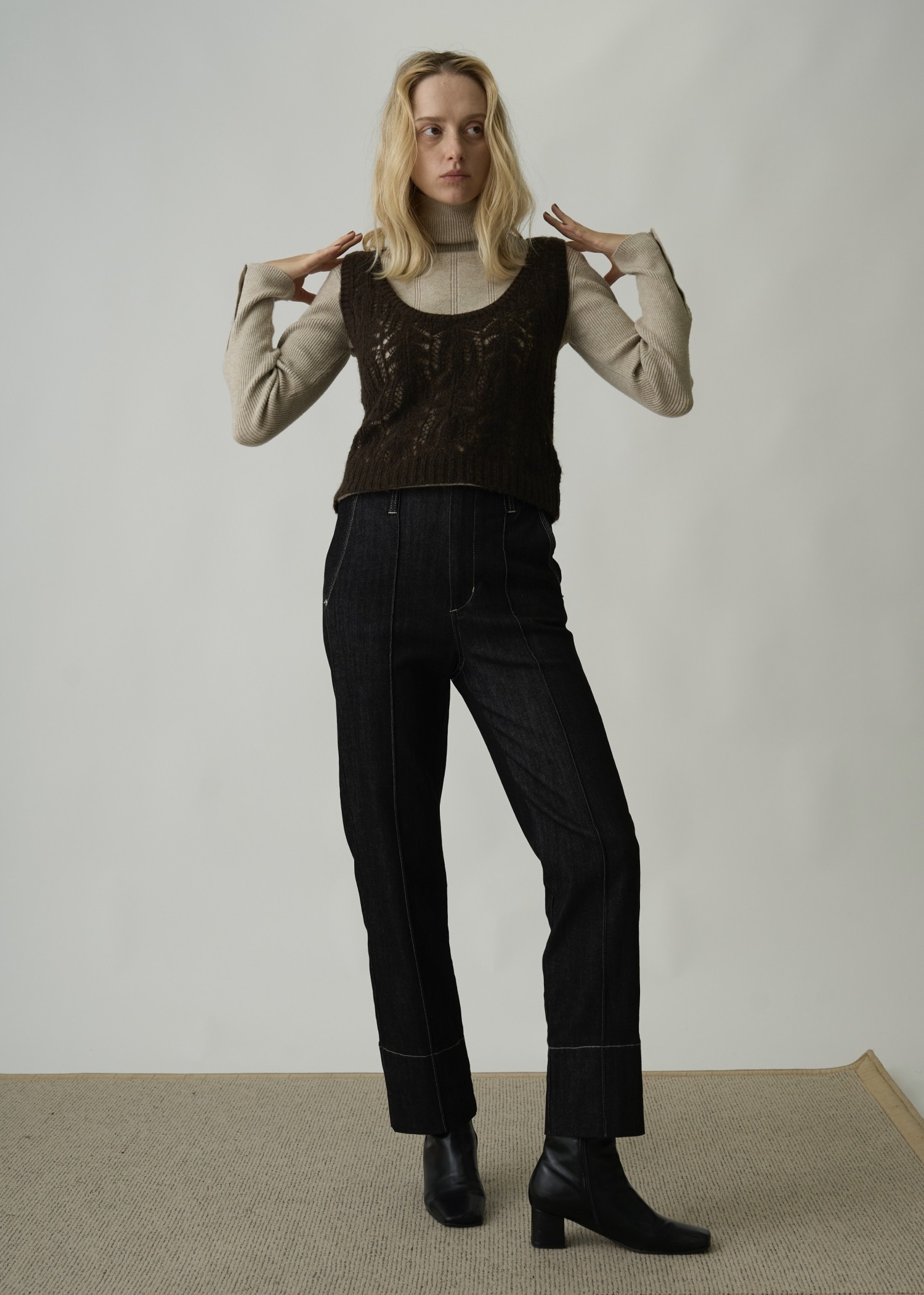 round neck sheer crochet knit tank