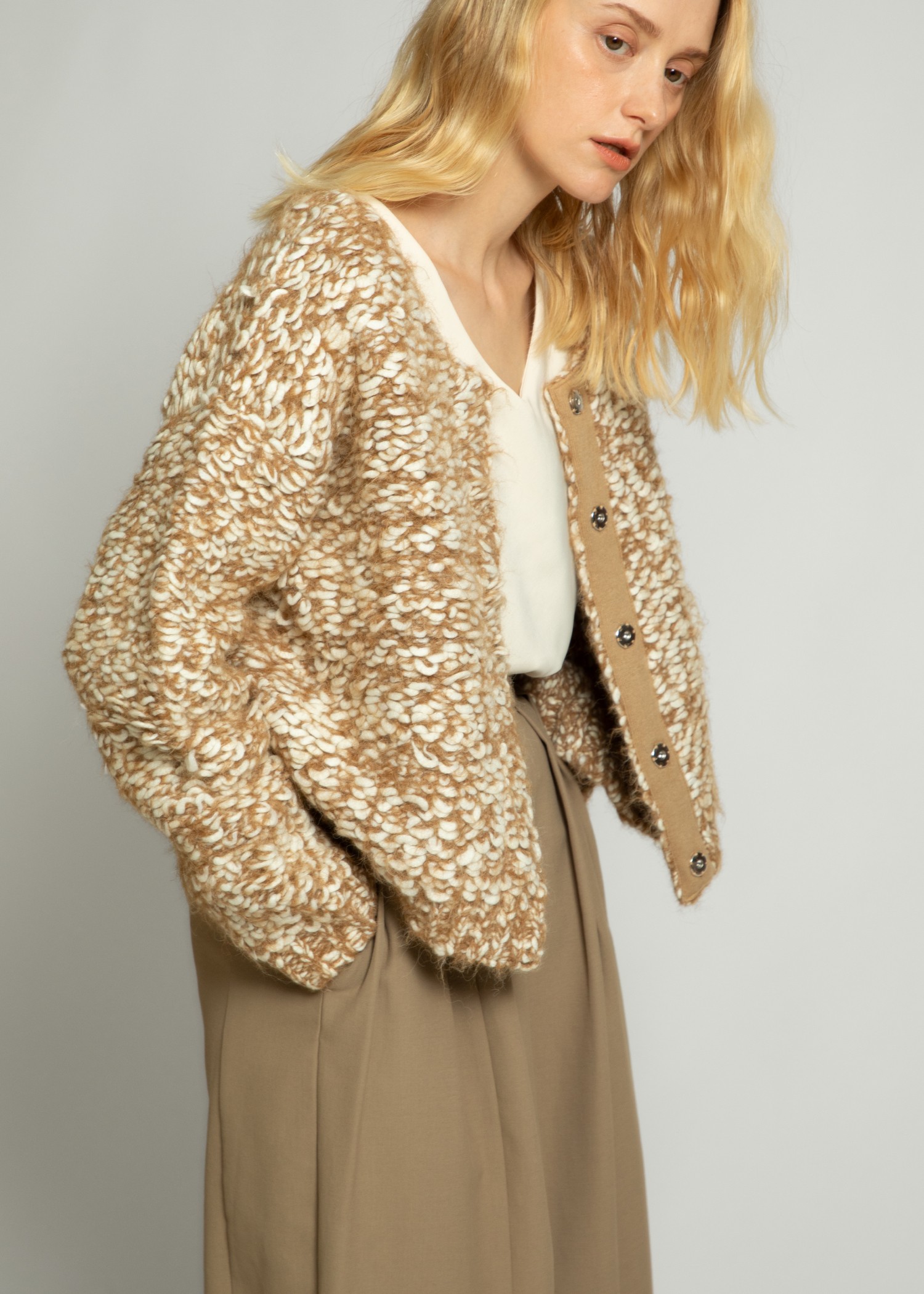 mix roving undulate knit CD