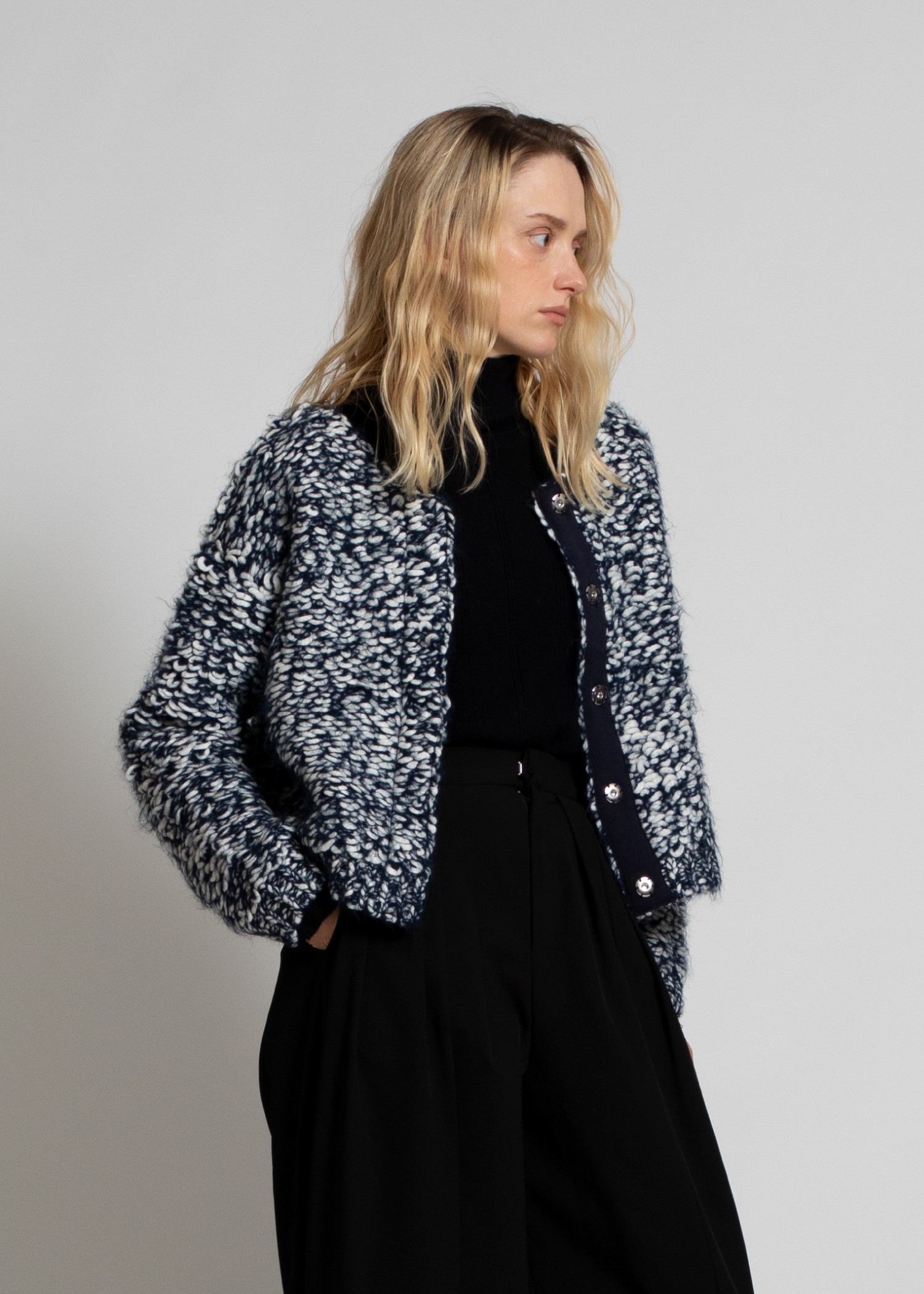 mix roving undulate knit CD