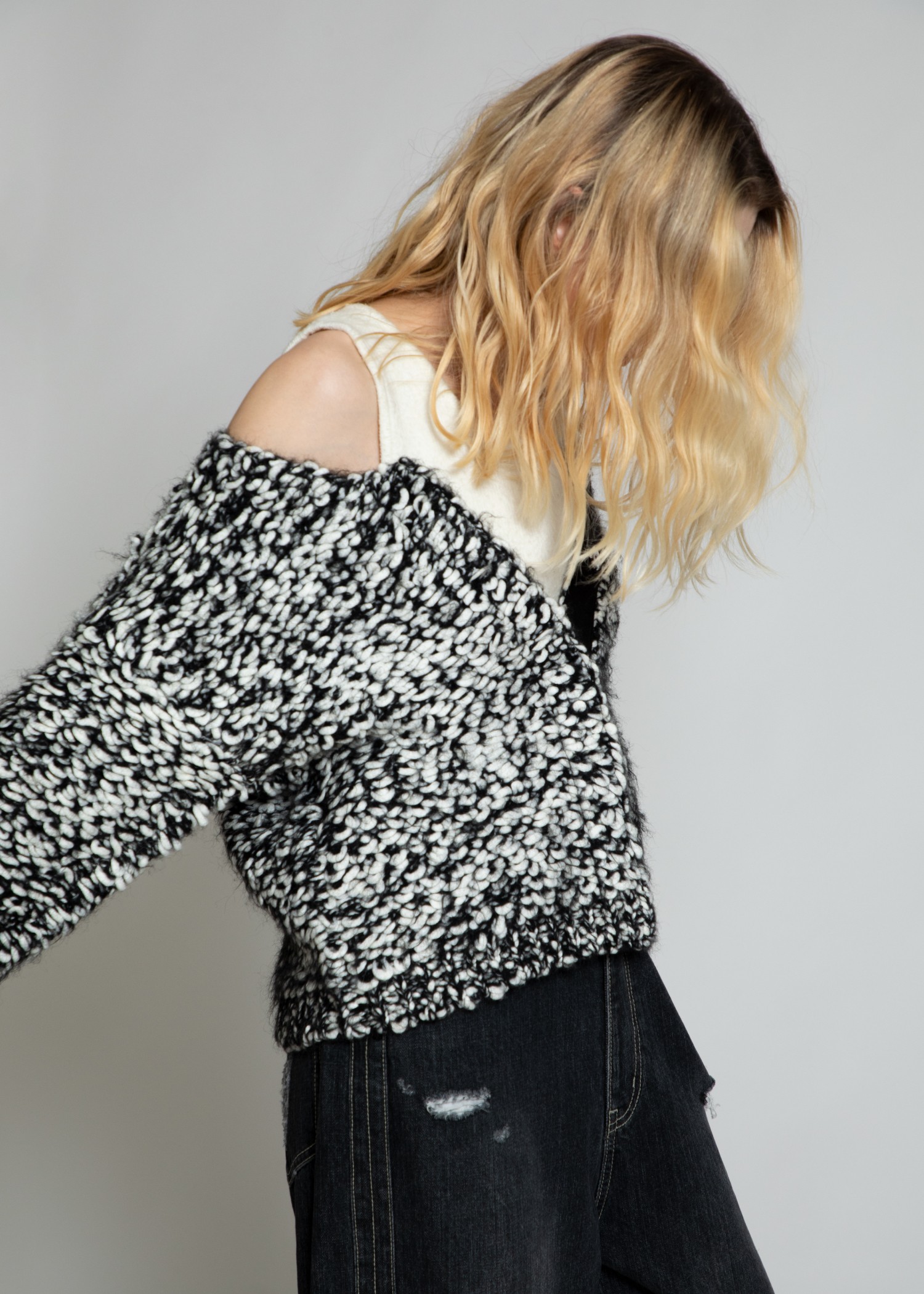 mix roving undulate knit CD