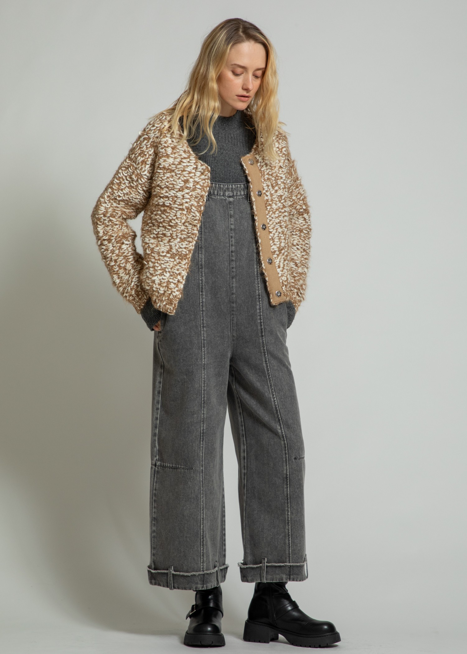 mix roving undulate knit CD