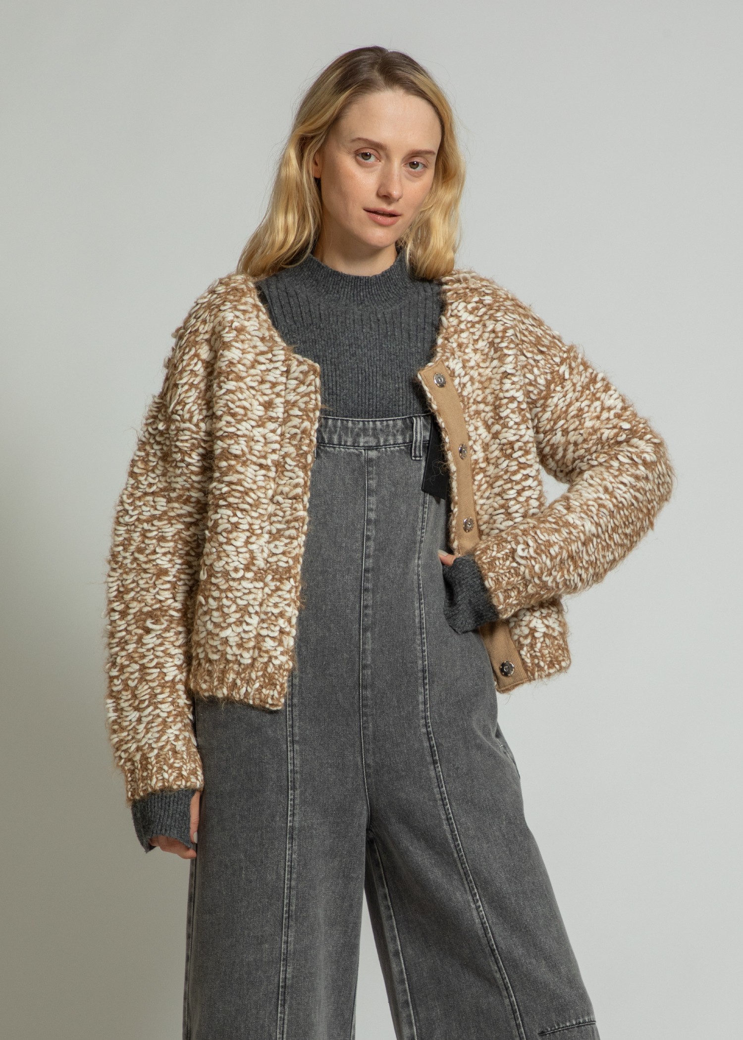 mix roving undulate knit CD