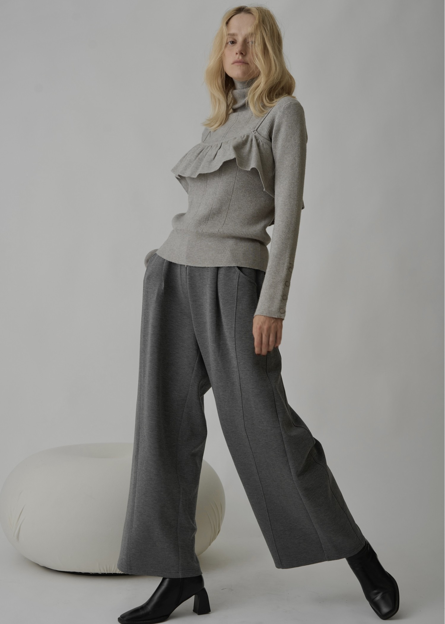 gather flare cropped knit cami