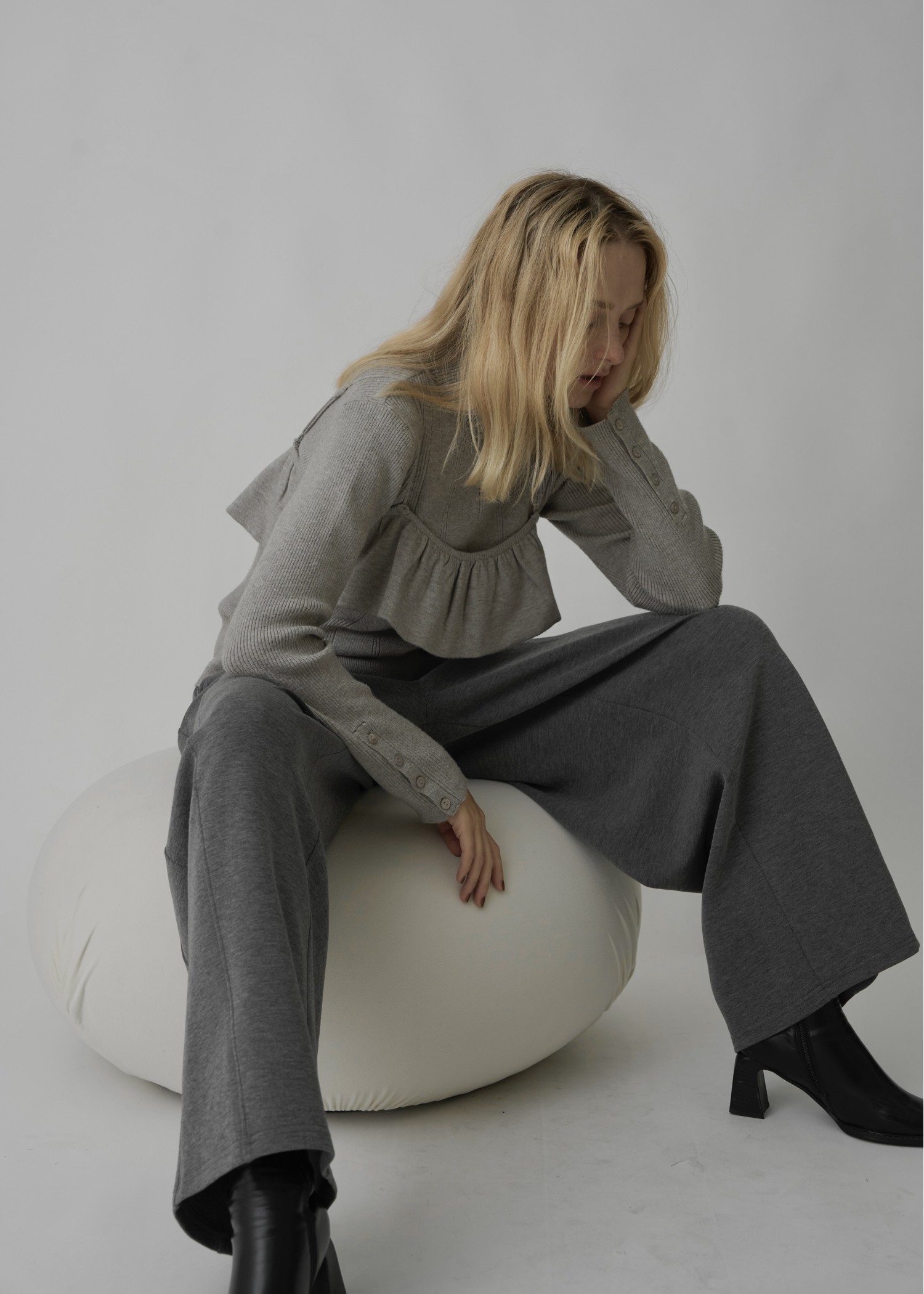 gather flare cropped knit cami