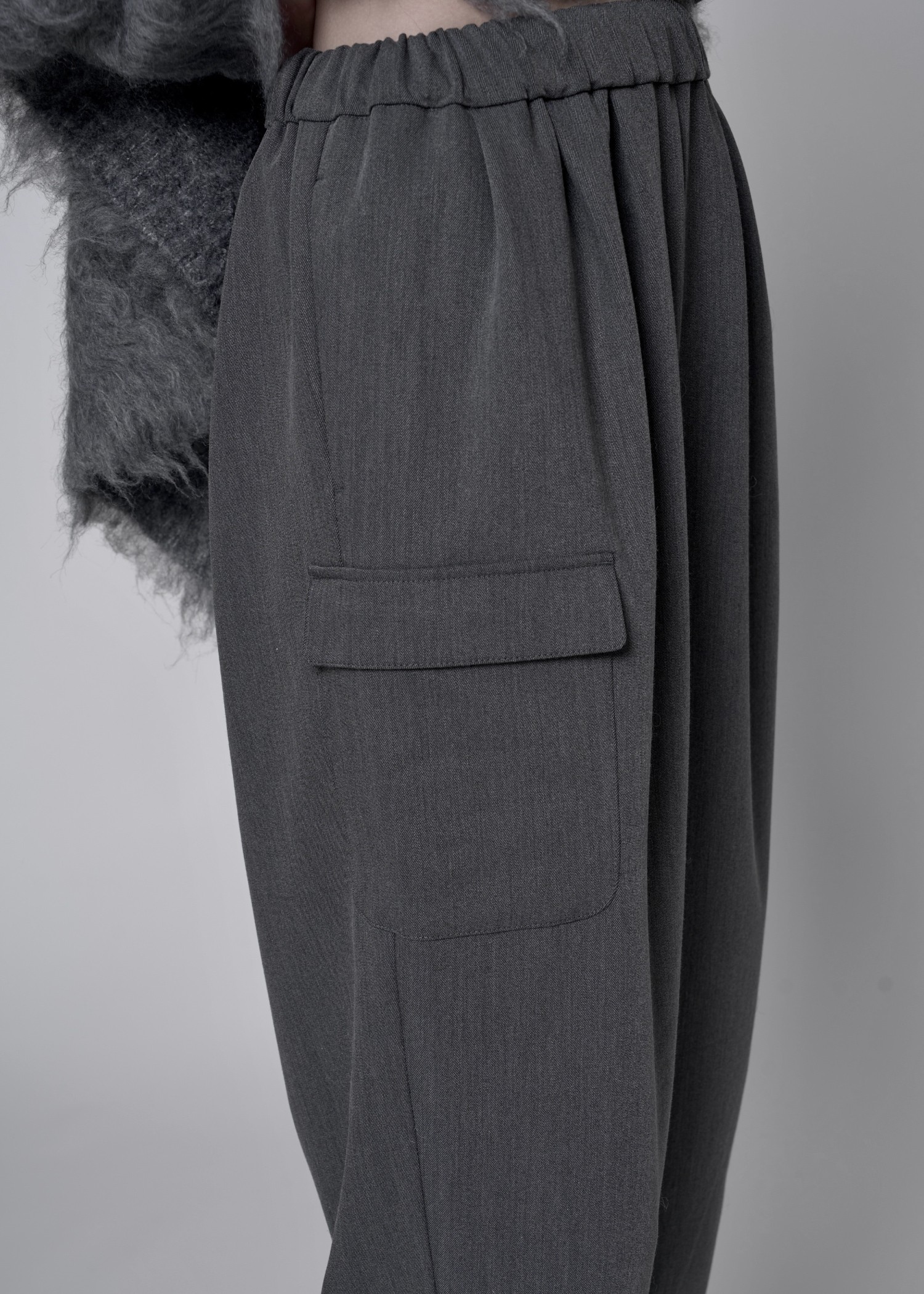 tuck side patch pocket hem rib PT