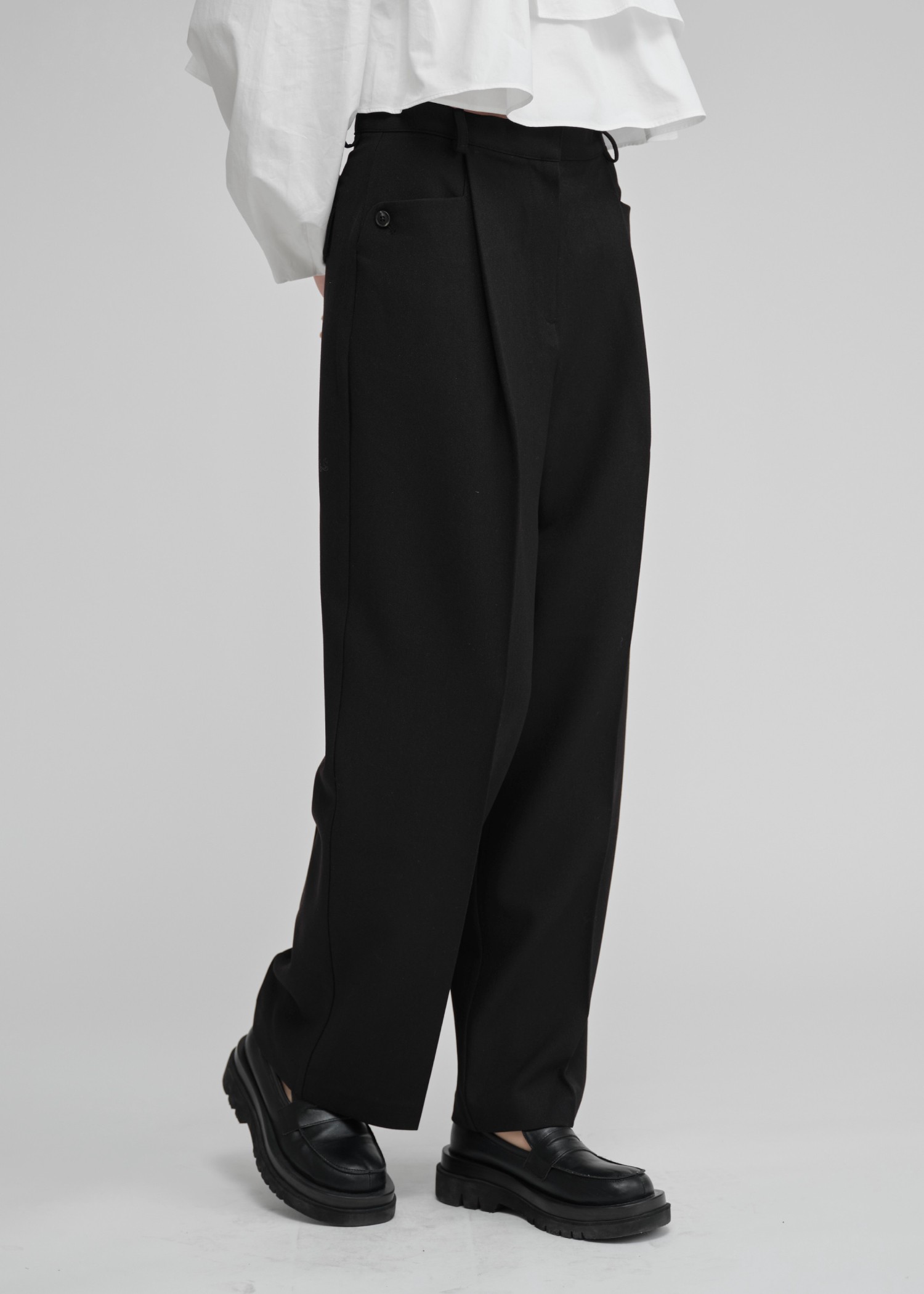 button pocket center press tuck PT