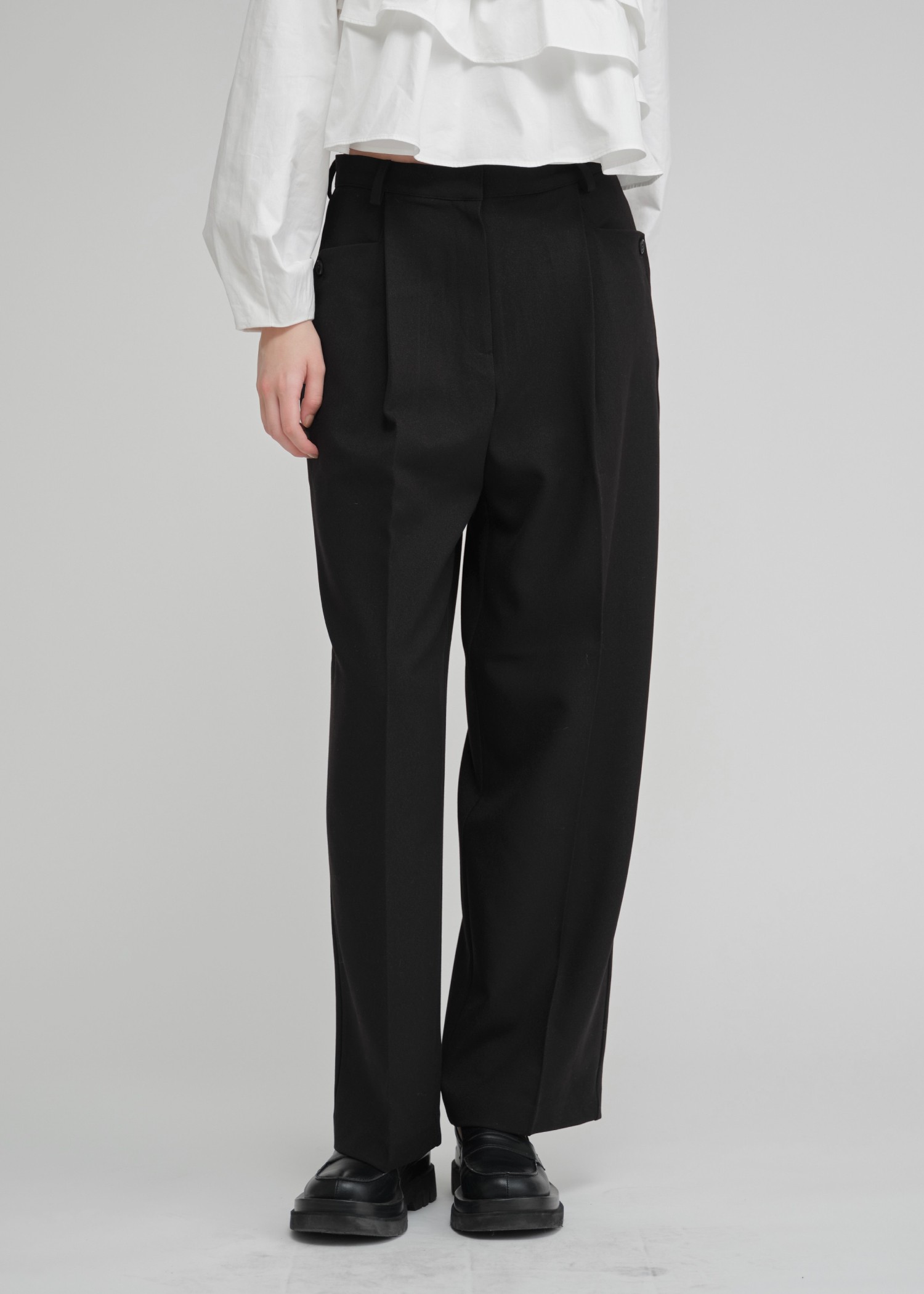 button pocket center press tuck PT