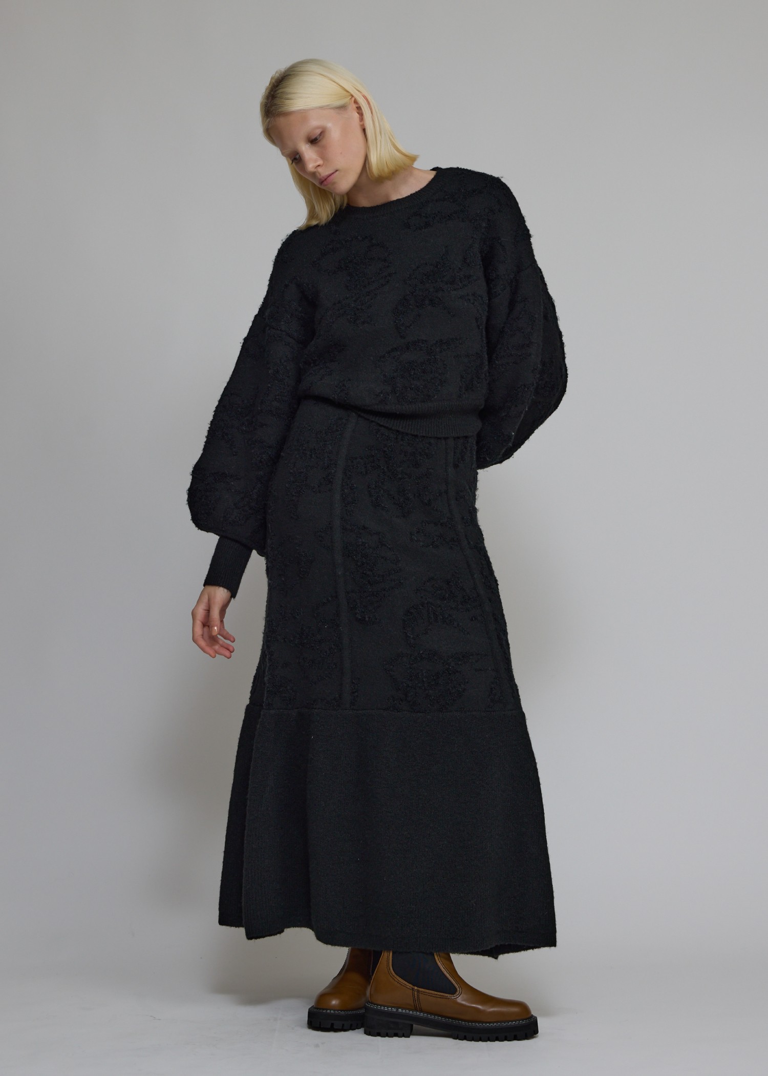 今期新作希少完売SサイズブリーフィングWOOL KNIT SKIRTブラック ダンボールニットフレアスカート】｜【feerique(フィーリック