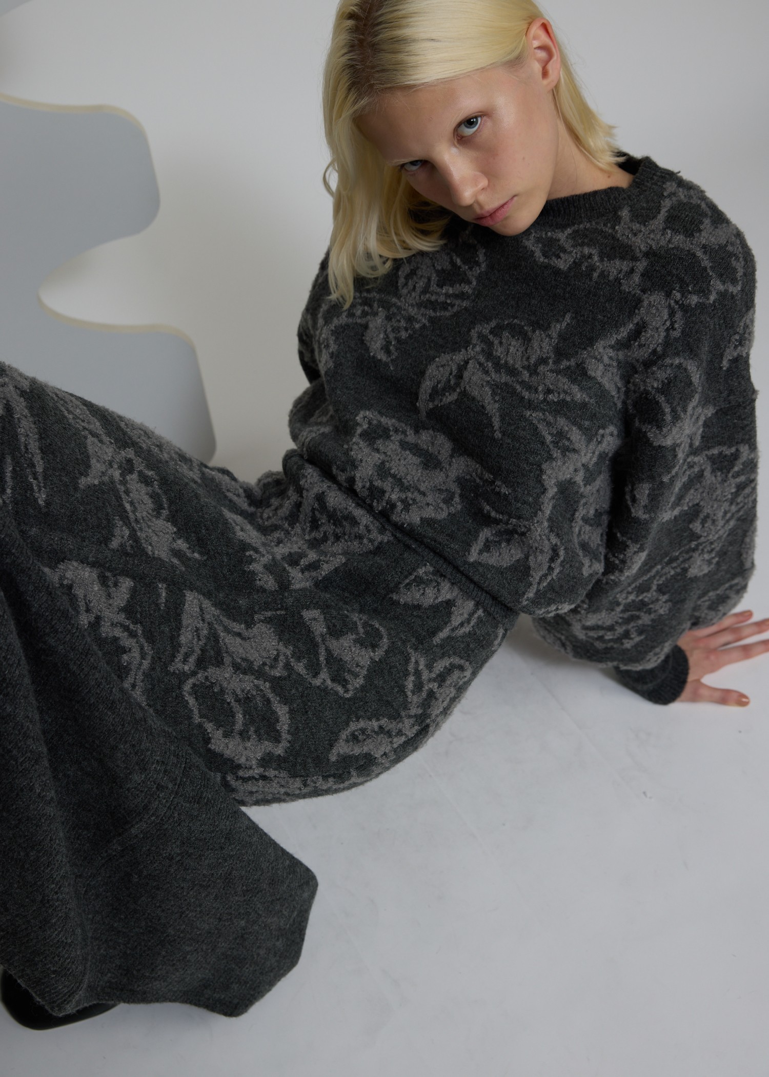 今期新作希少完売SサイズブリーフィングWOOL KNIT SKIRTブラック WILLFULLY official web store（ウィルフリーコウシキツウハン