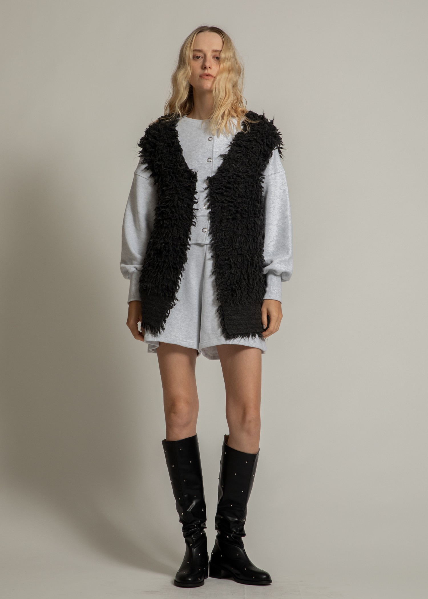 short cropped ring button 3way sweat